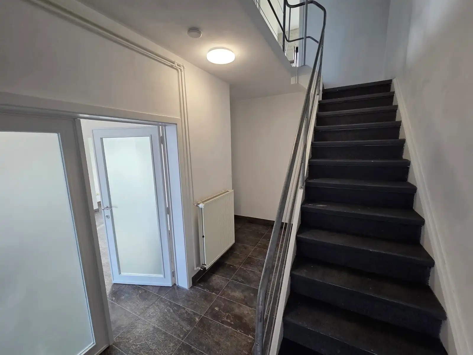 Ruime en charmante gezinswoning met drie slaapkamers foto 4