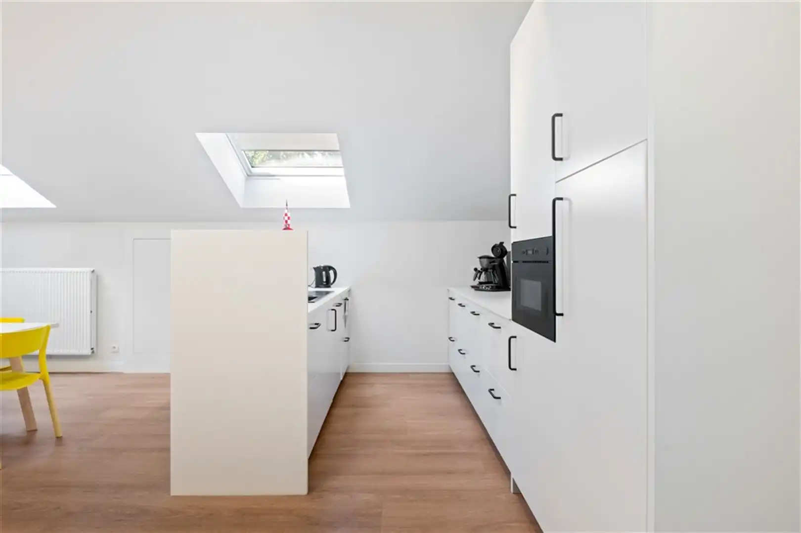 Kantoor in uniek kader te huur foto 9