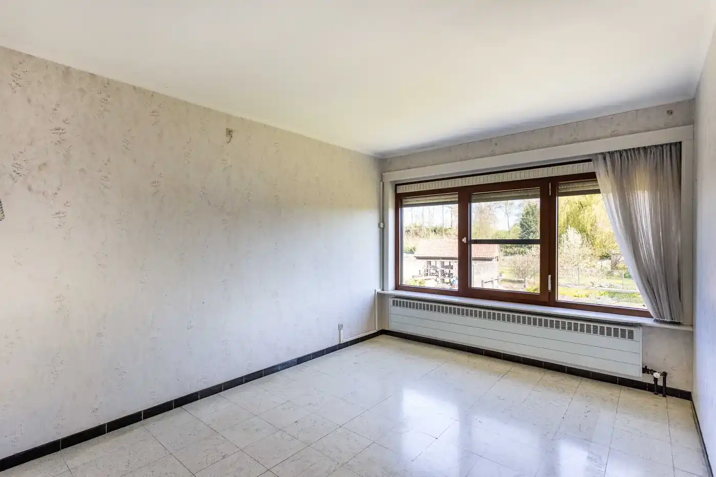 Ruime alleenstaande woning te Kerkhove. foto 16