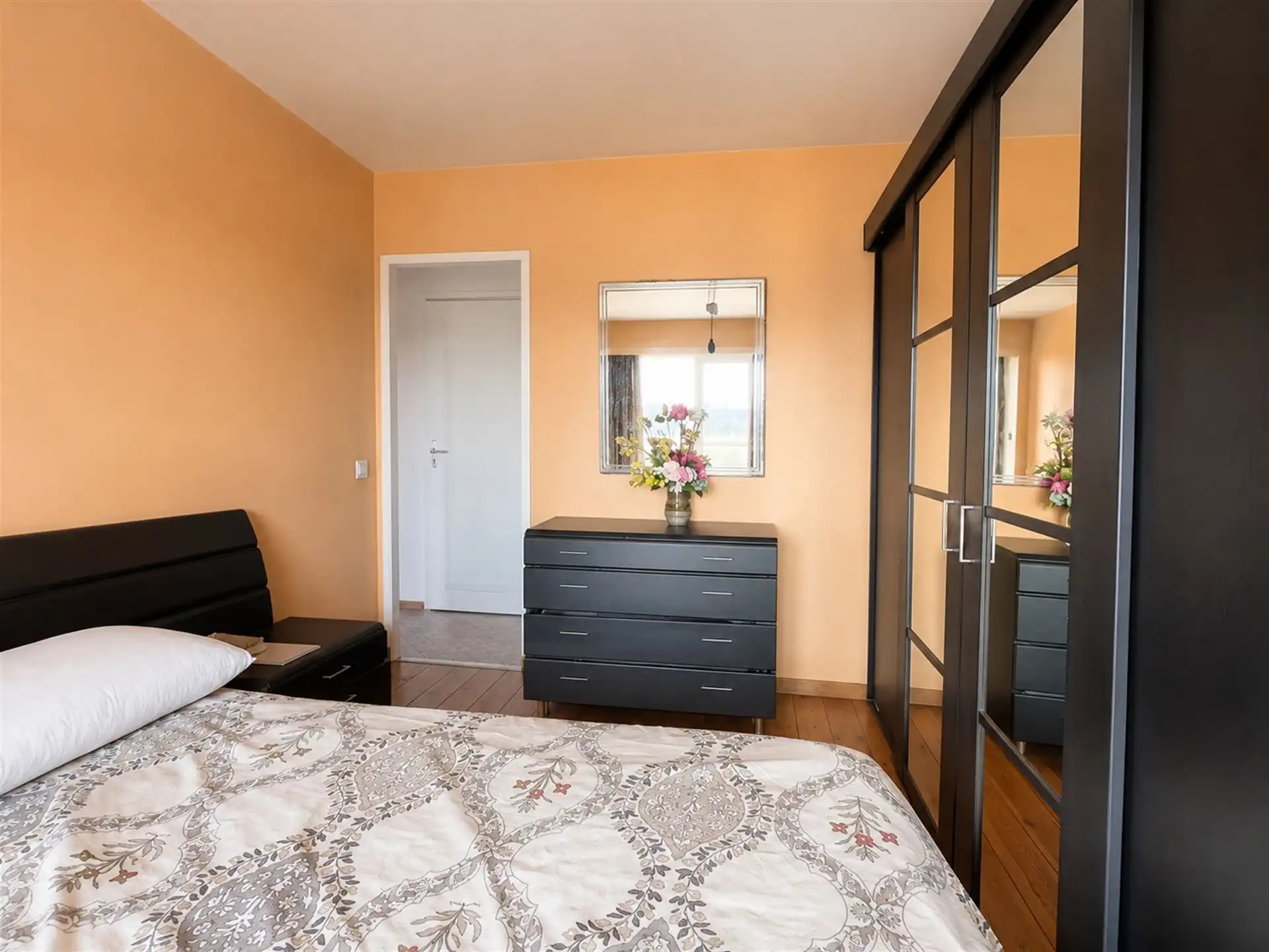 2 slpk appartement met terras en parking (+ € 15.000) foto 8