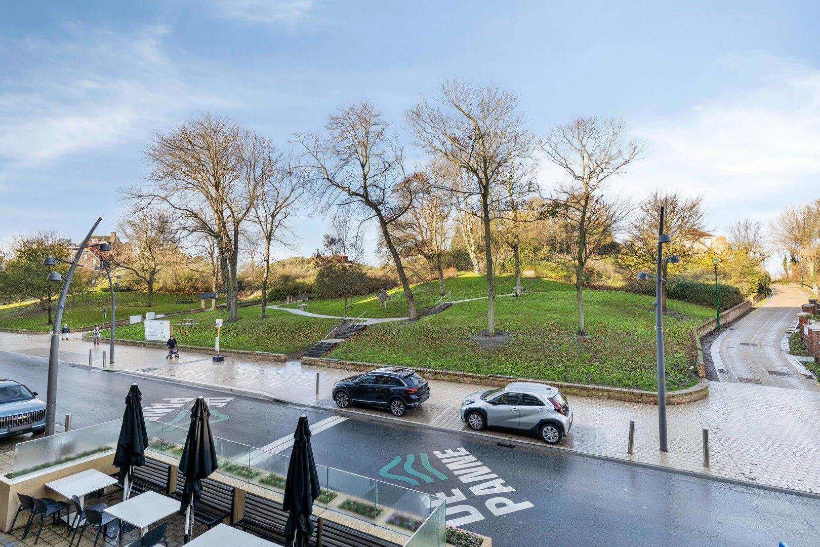 Instapklaar investeringsappartement met uitzicht op het park! foto {{pictureIndex}}