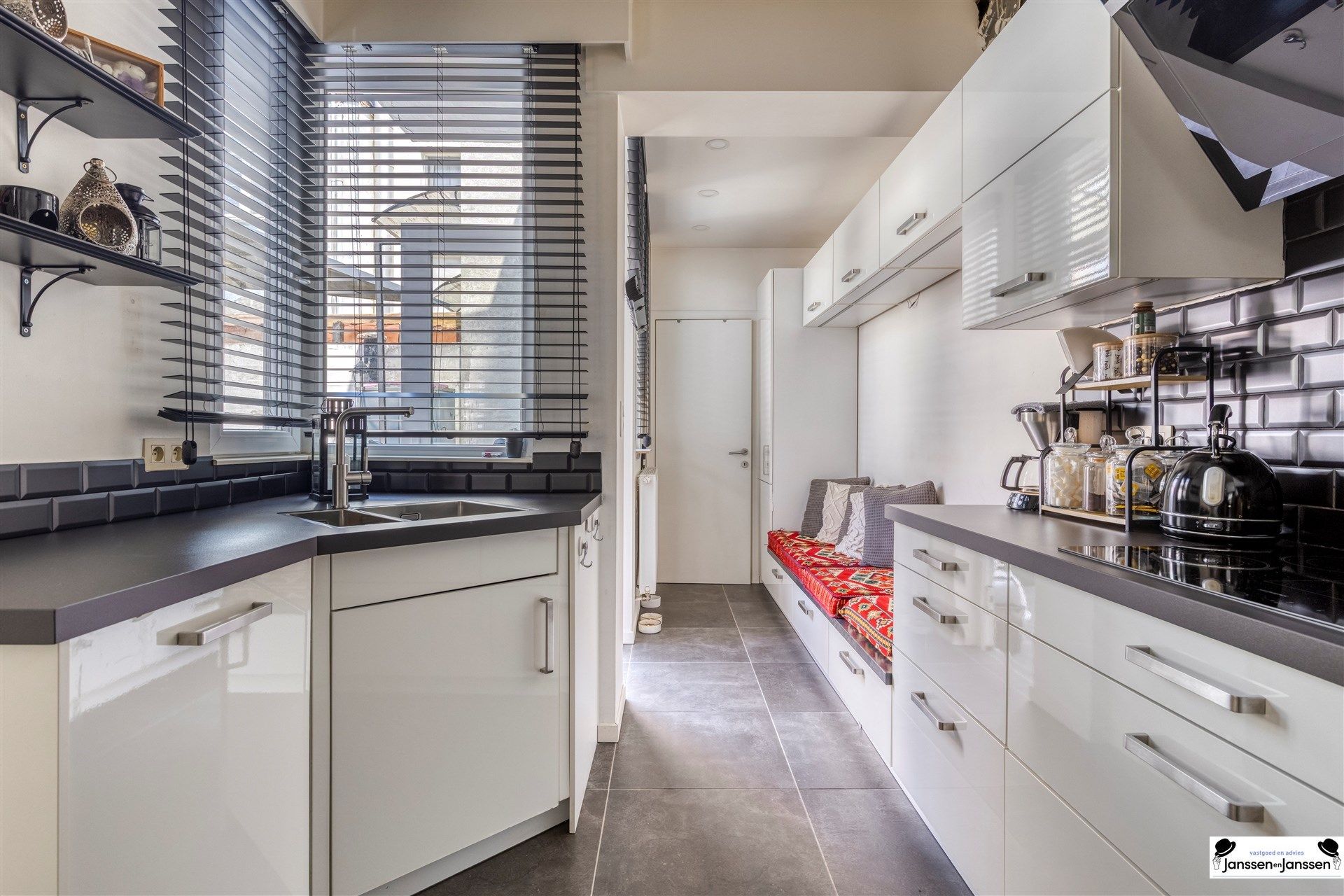 Gerenoveerde eengezinswoning met 3 slaapkamers.  foto 10