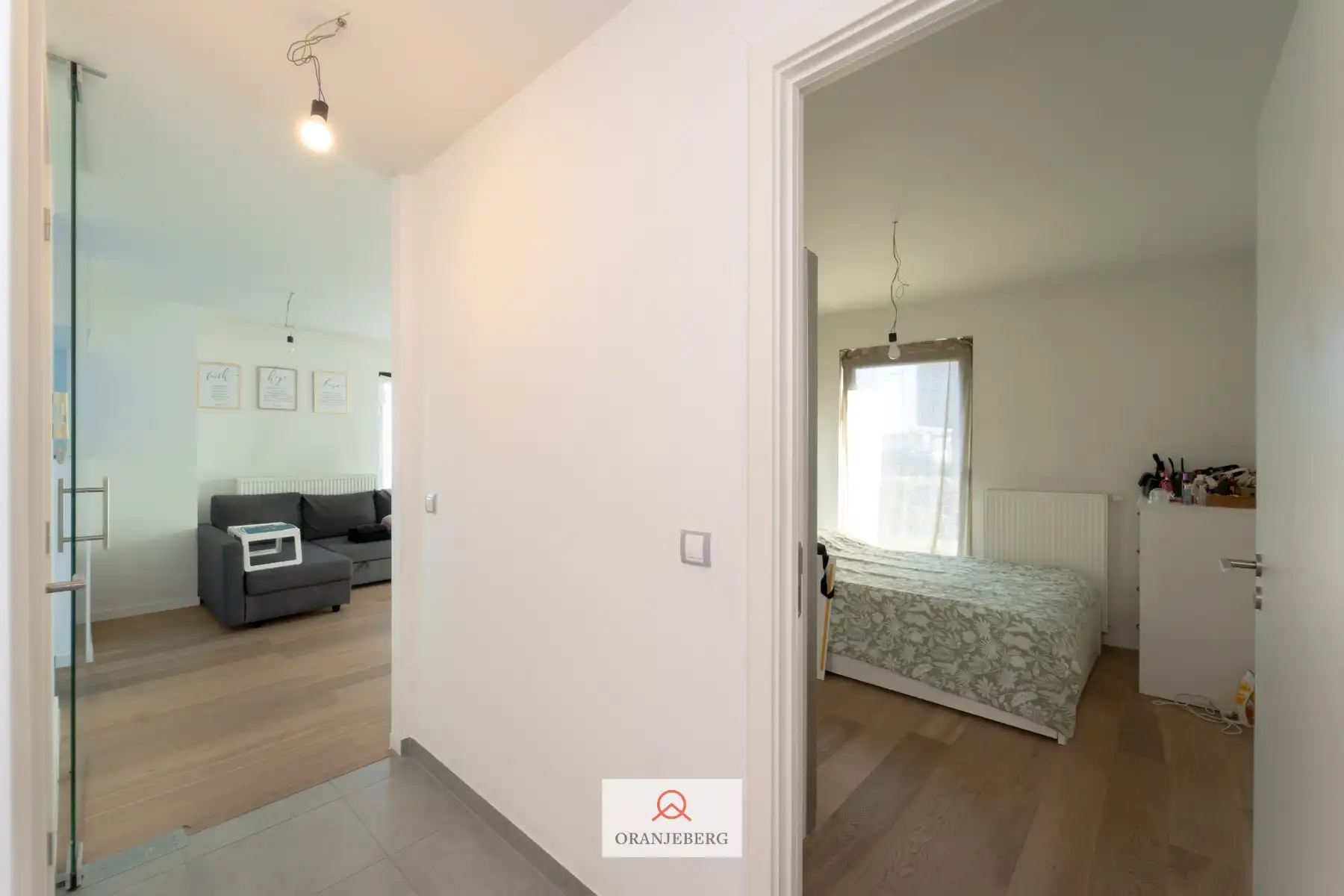 Modern gelijkvloers appartement in het groen foto 6