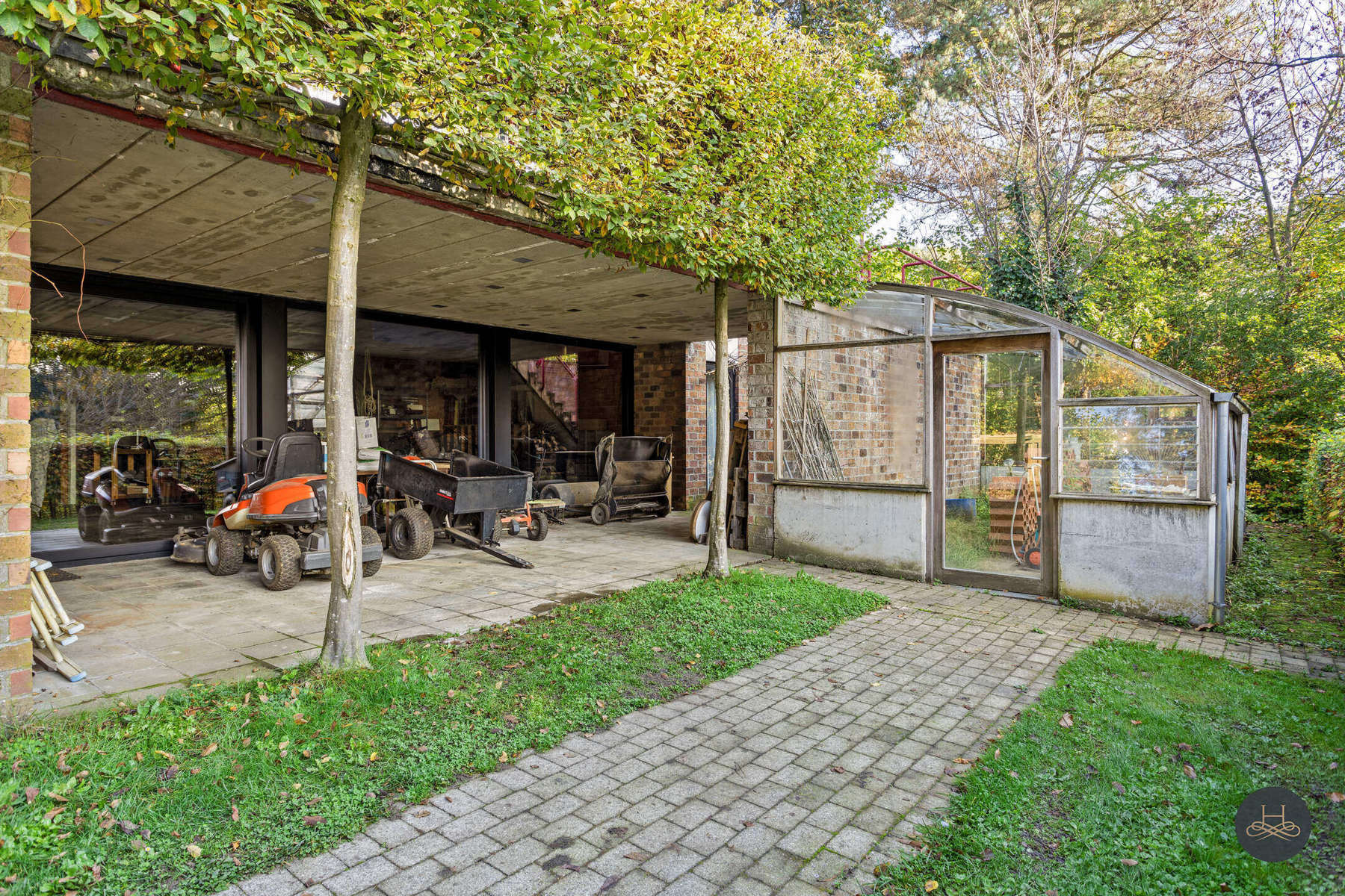 Authentieke architectenwoning gelegen midden in het groen foto 54