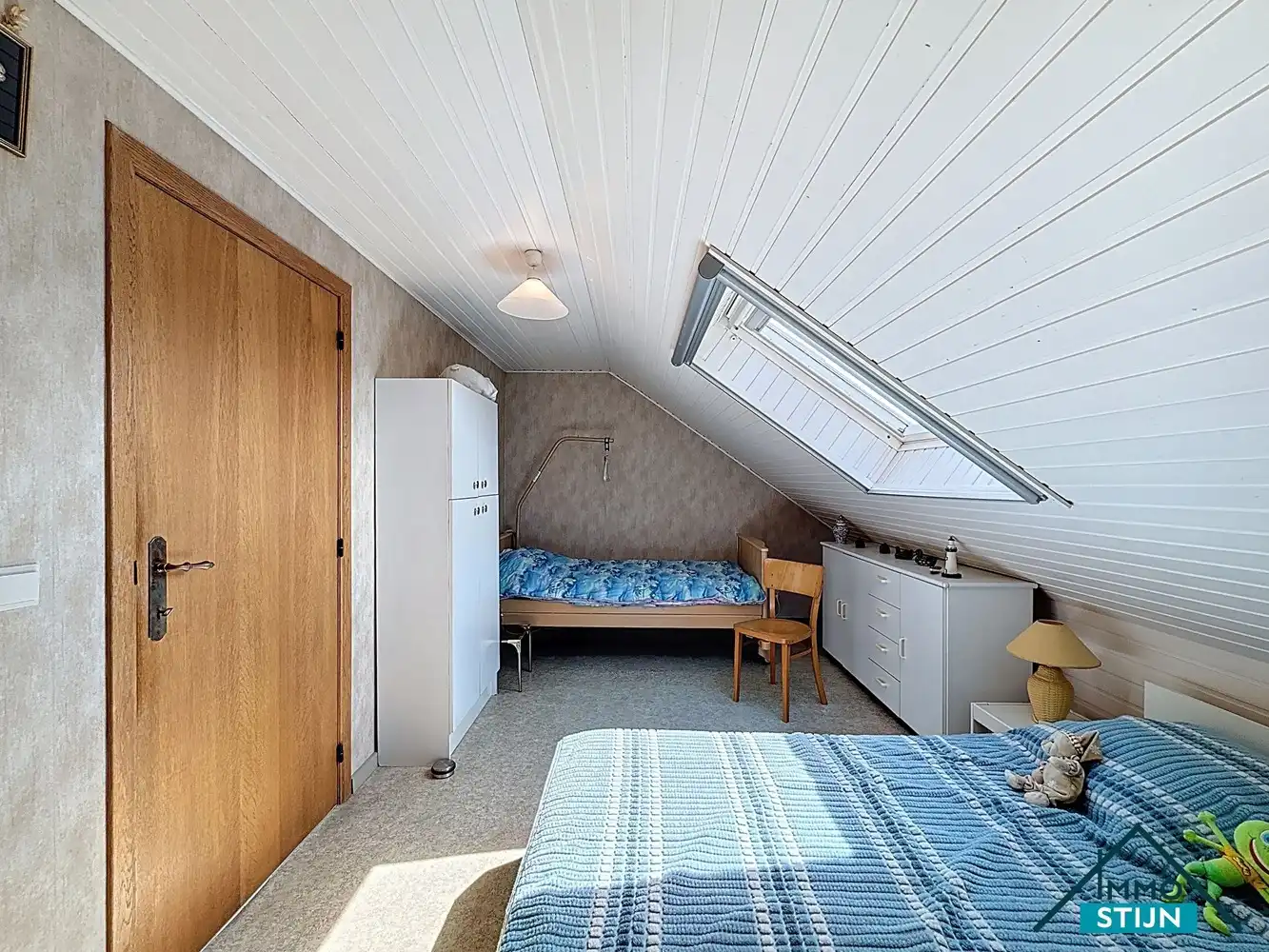 Landelijk gelegen woning met dubbele garage foto 16