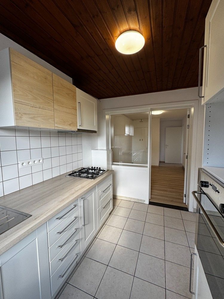 Te huur: charmant appartement in Maasmechelen foto 7