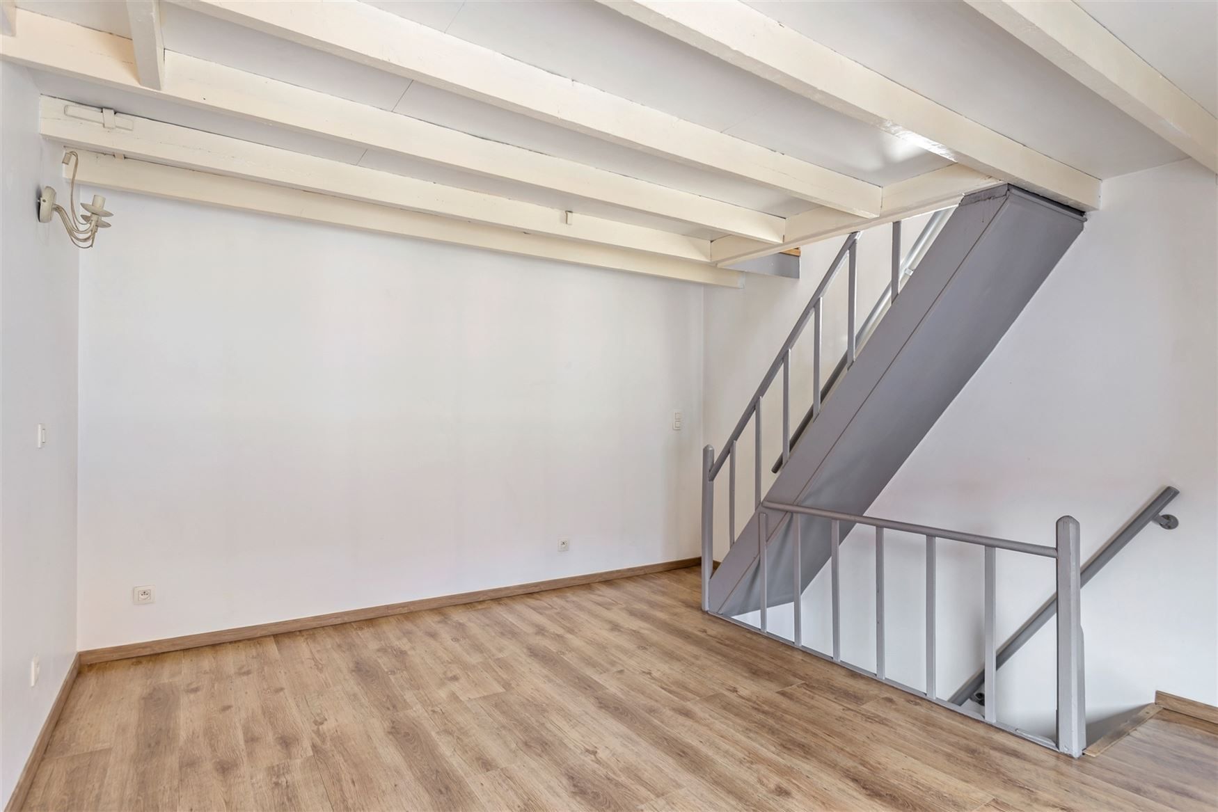 Gerenoveerde woning foto 10