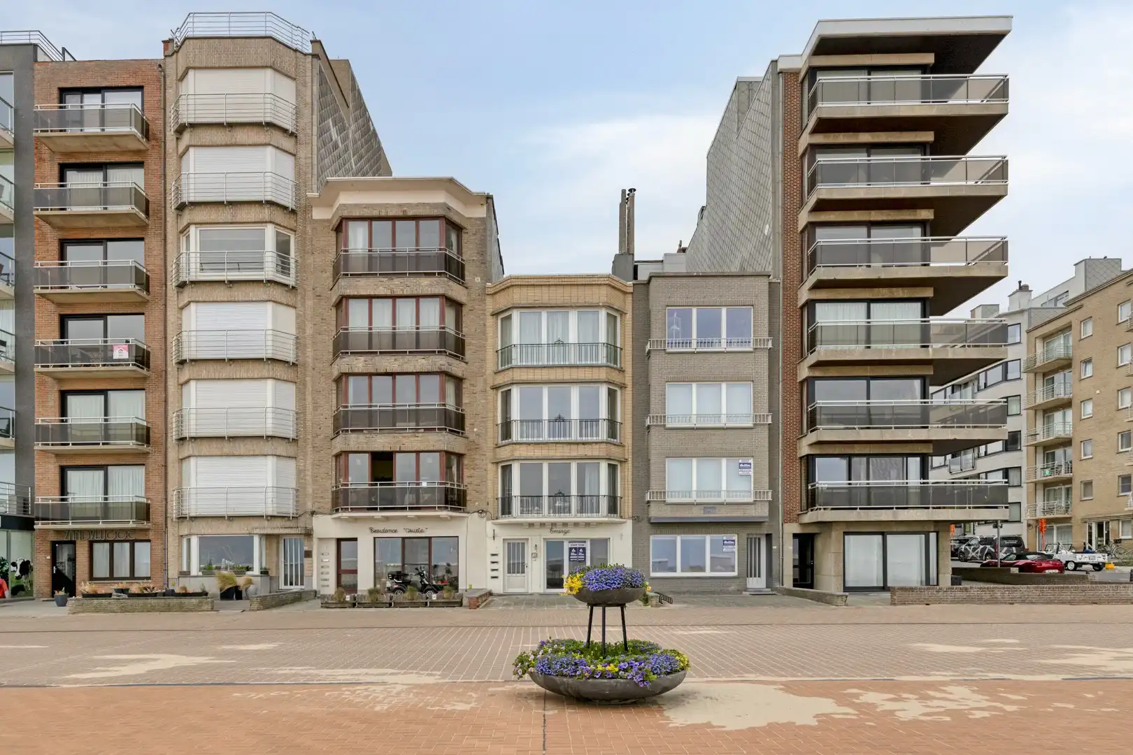Buitenkans - gelijkvloers met 2 slaapkamers Zeedijk. foto 2