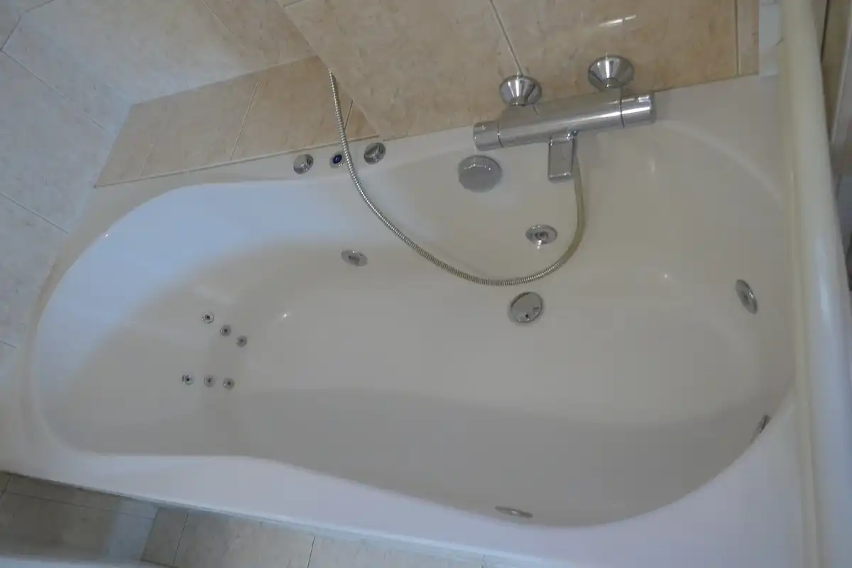 Charmante villa met kangoeroewoning of home office foto 18