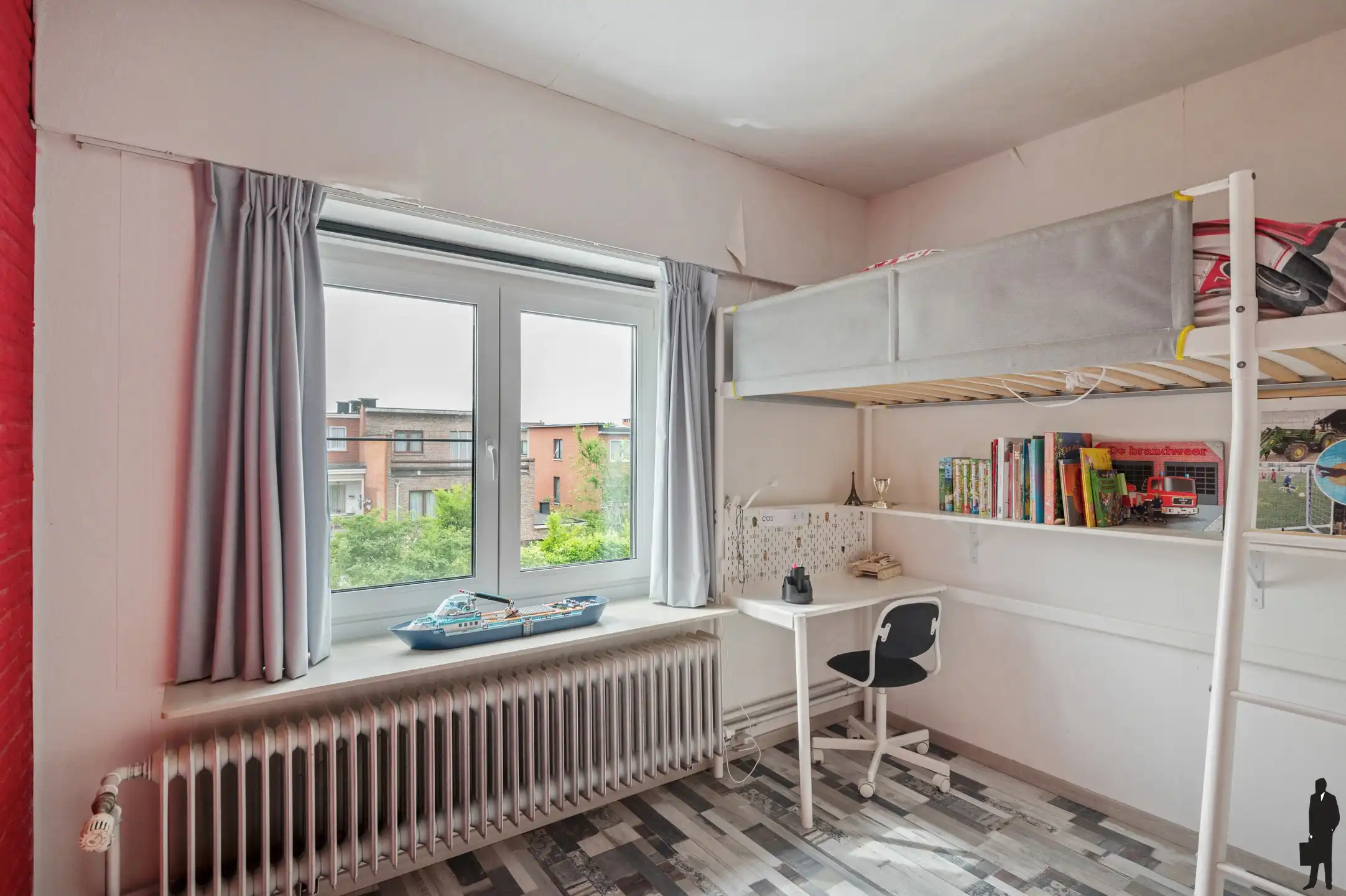 Welgelegen zeer energiezuinige woning met 5 slpks en Z-tuin foto 17