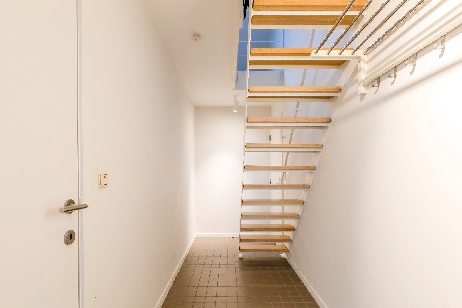 Gemeubeld duplex-appartement met terras  foto 14