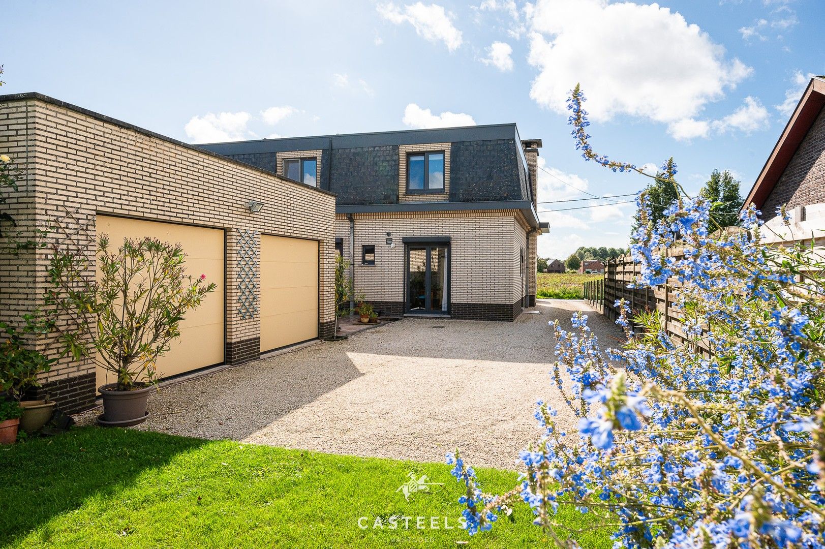 Rustige woning met tuin en weids uitzicht te Eke-Nazareth foto 2