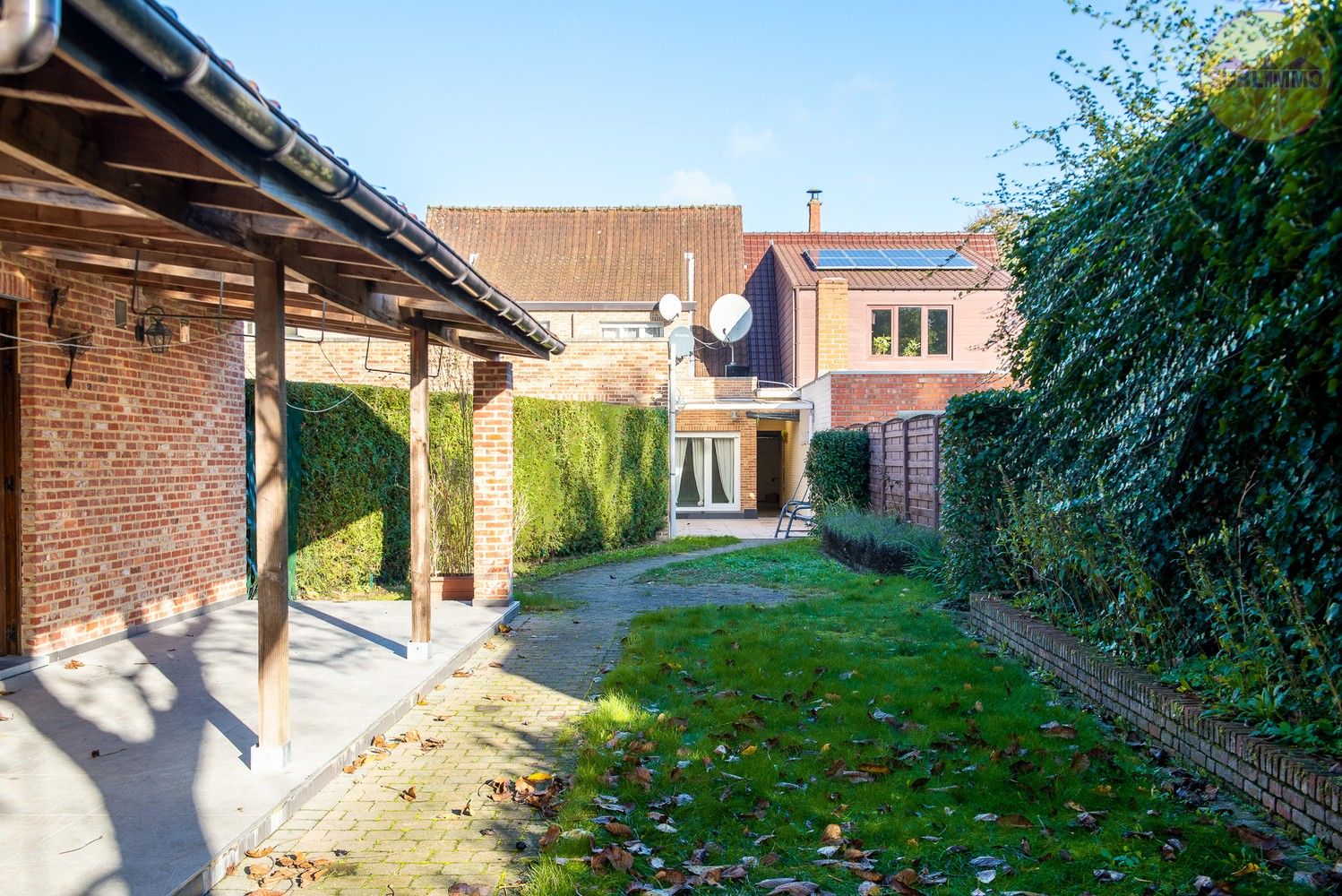 Ruime woning met afzonderlijk appartement op een perceel van 858 m² in Mol. foto 32