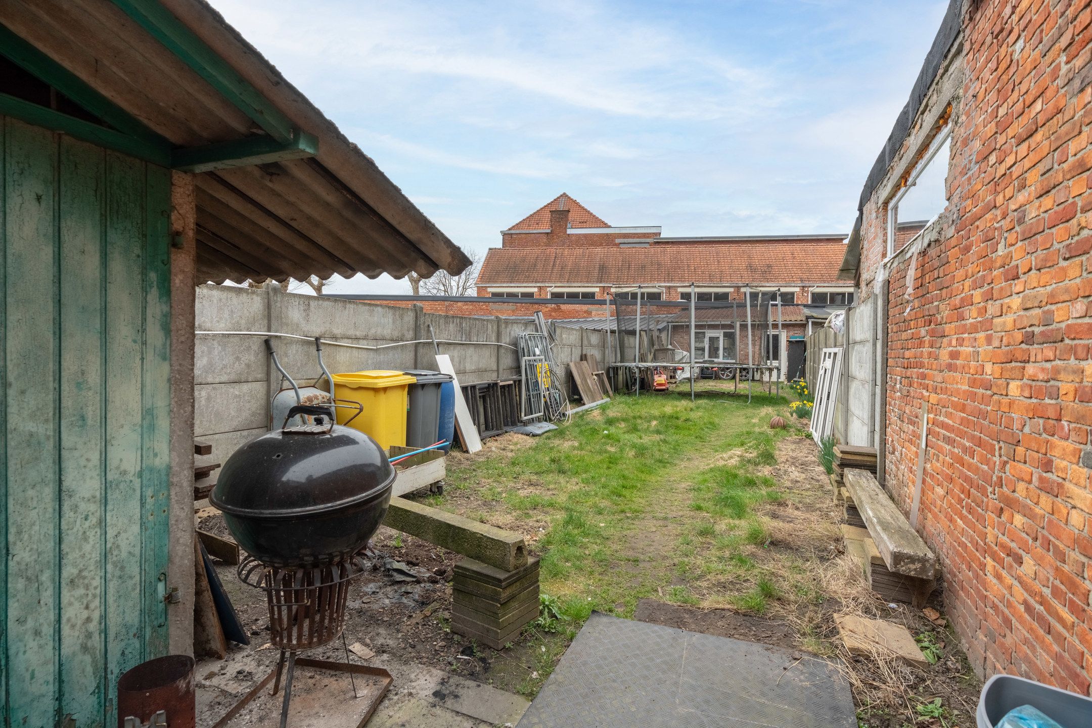 Op te frissen gezinswoning met 4 slaapkamers te Turnhout. foto 24