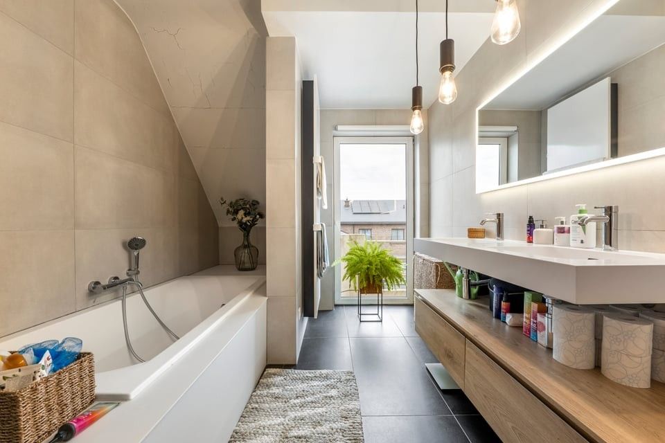 GEZELLIG 3 SLKS APPARTEMENT MET STAANPLAATS IN LANDEN foto 21