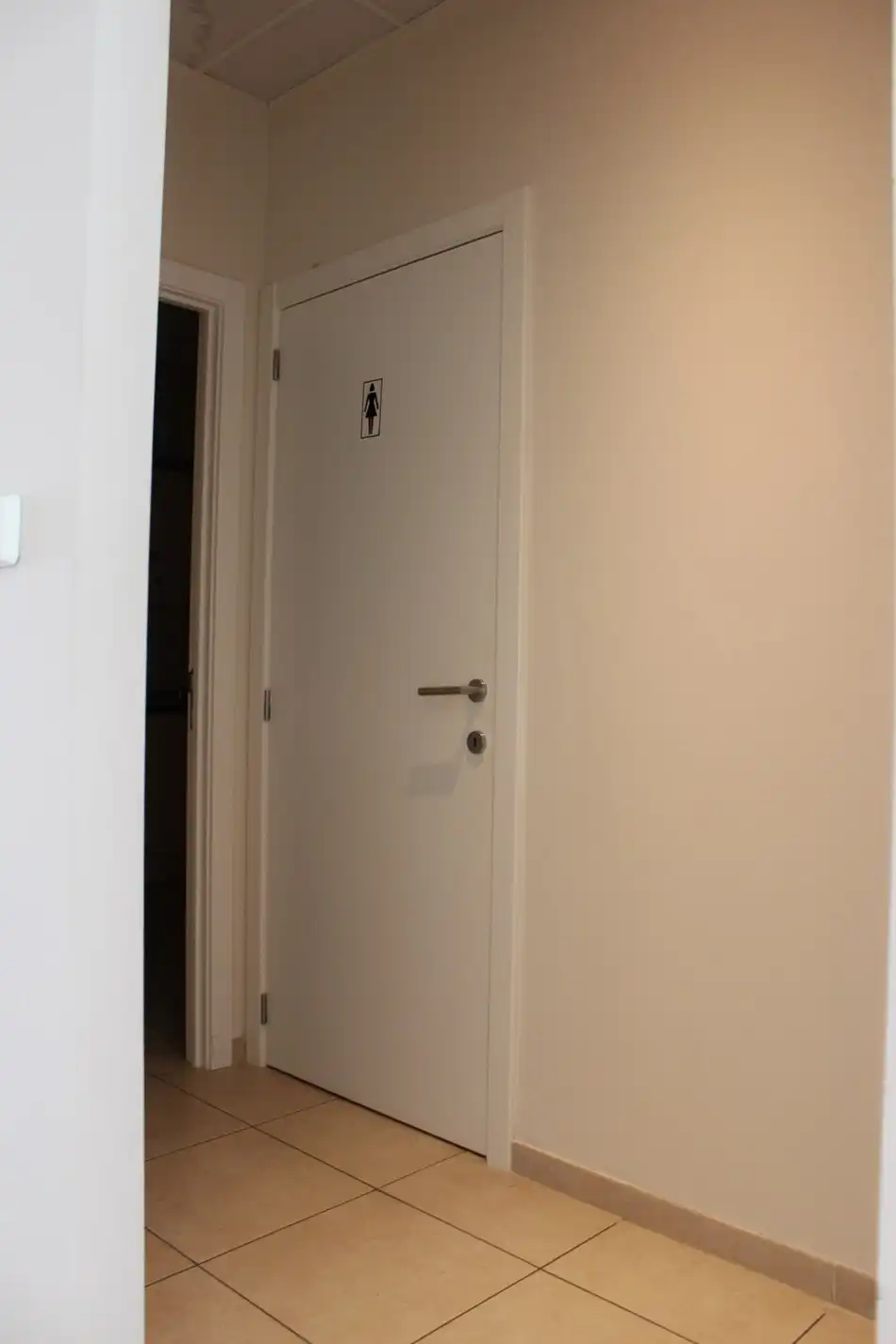 Commercieel kantoor in kantoorgebouw centrum Lommel foto 10