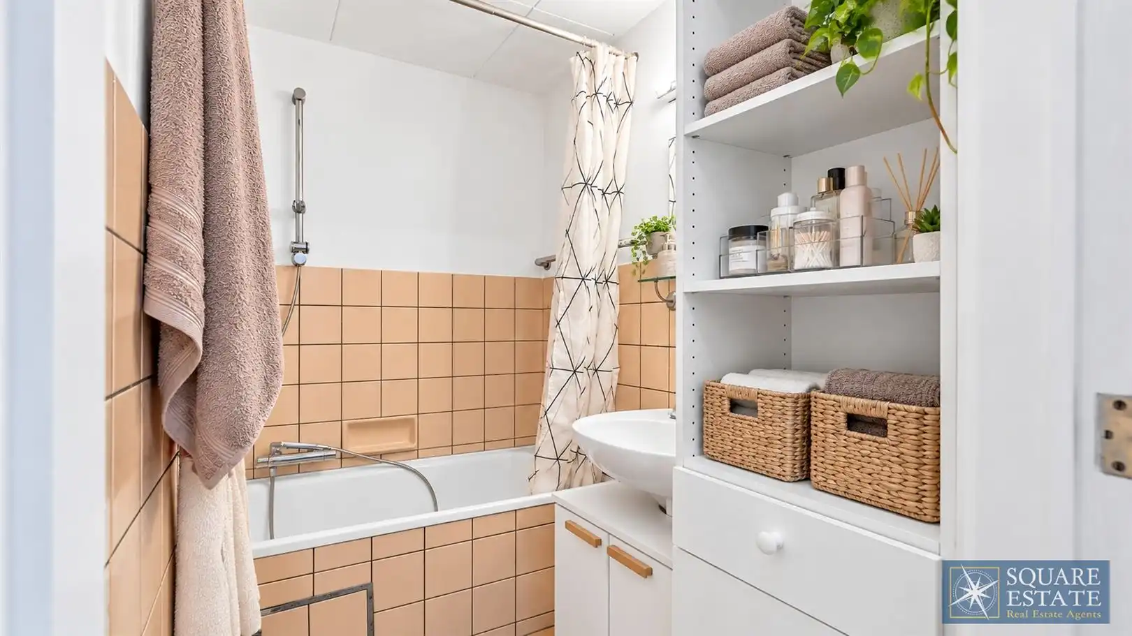 Prachtig appartement met 2 slaapkamers, terras en parkeerplaats foto 7