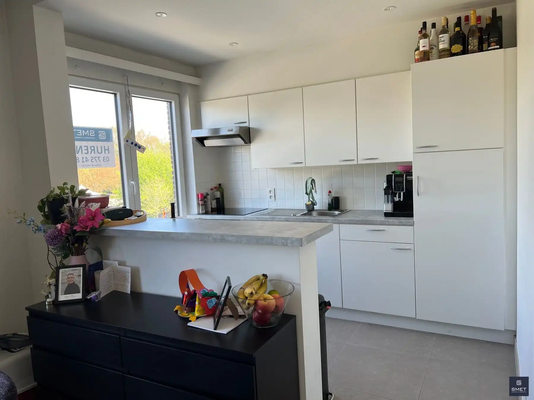 Gerenoveerd appt met 2 slpks, terras en garage foto 8