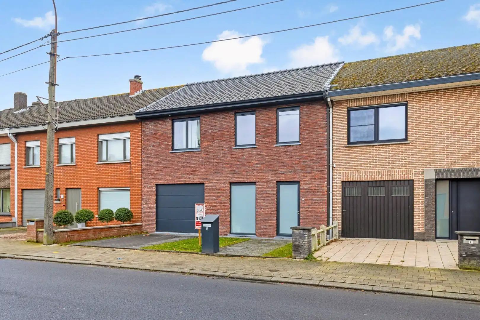 Ruime nieuwbouw met home-office, 3 slaapkamers, tuin met uitweg & garage. (aankoop aan 2% mogelijk!) foto 2