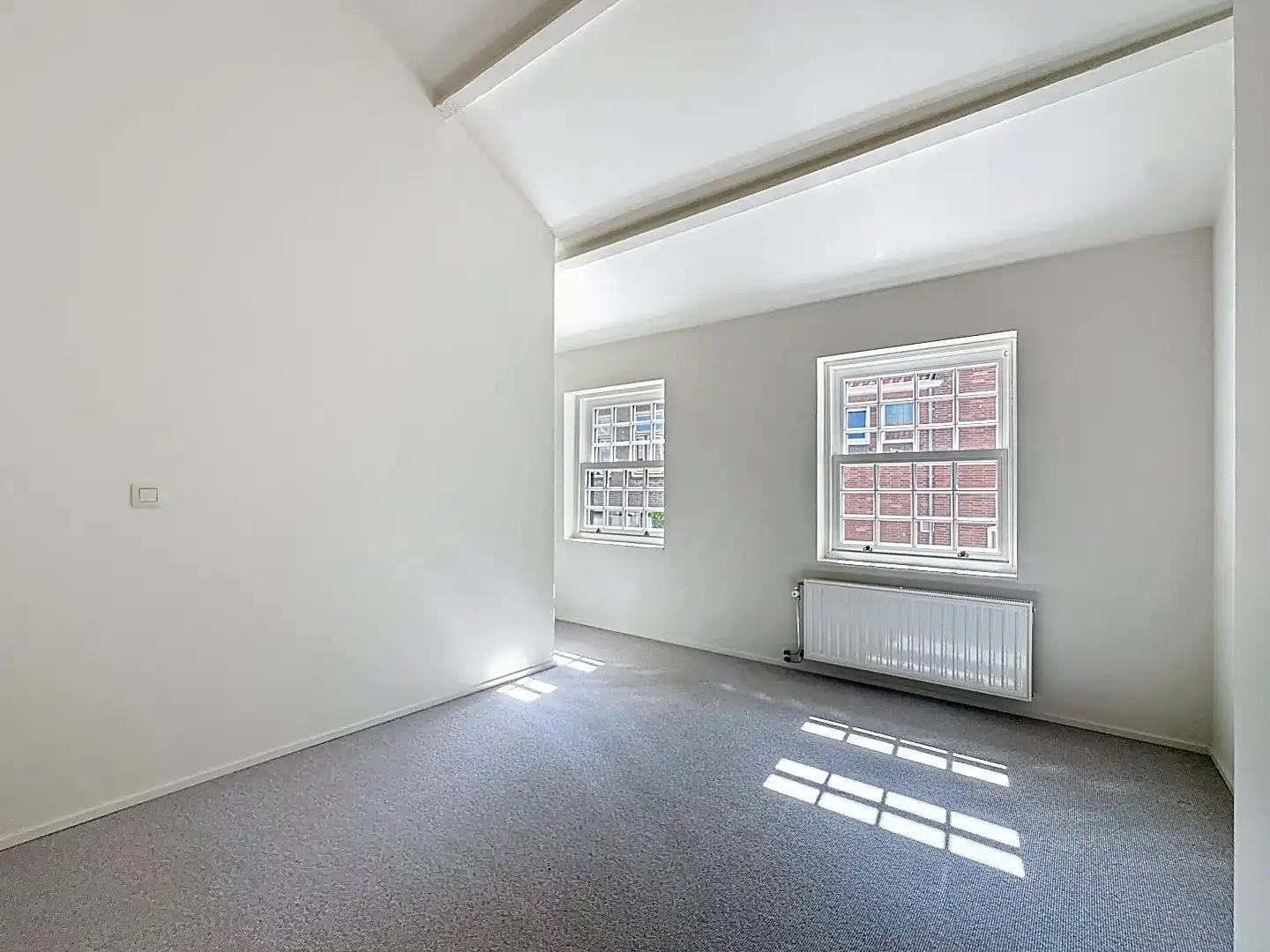 Sfeervolle en luxe tussenwoning in Zuidzande met vrij zicht over de velden foto 28