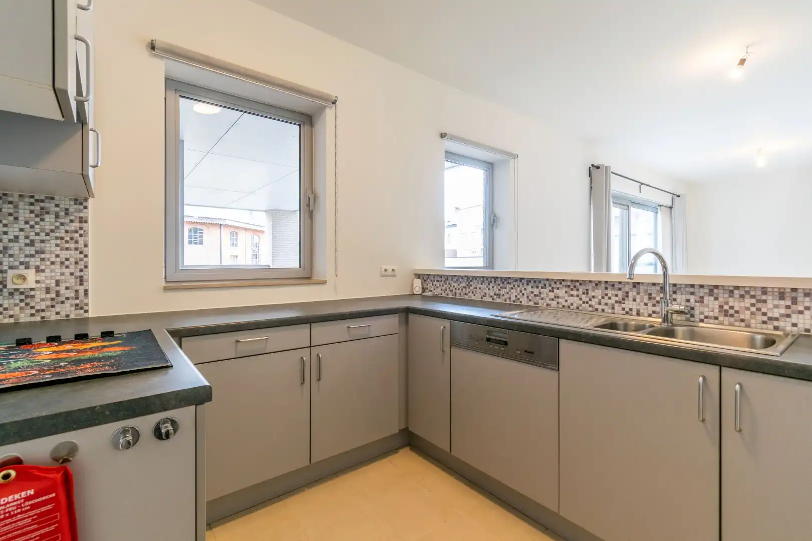 Een recent, instapklaar appartement te Halle! foto 9