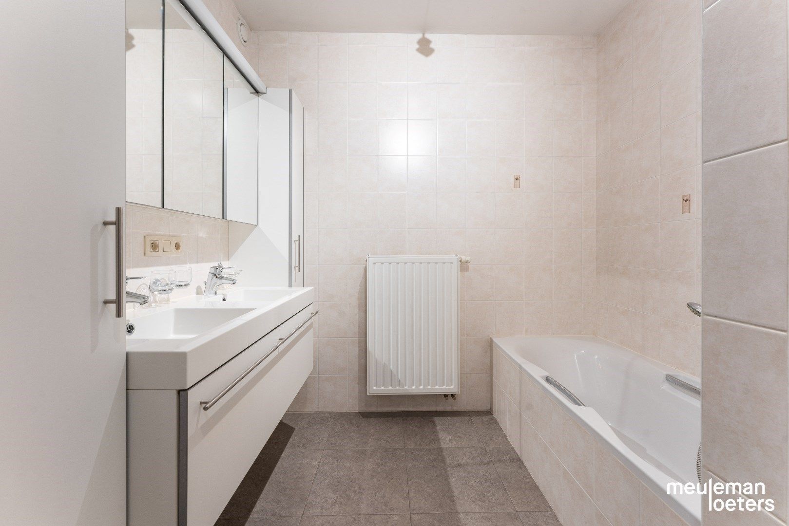 Gelijkvloers appartement met terras foto 14
