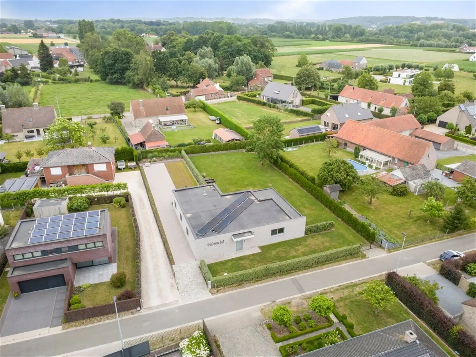 Recente, rustig gelegen laagbouwvilla in het landelijke Elsegem. foto 22