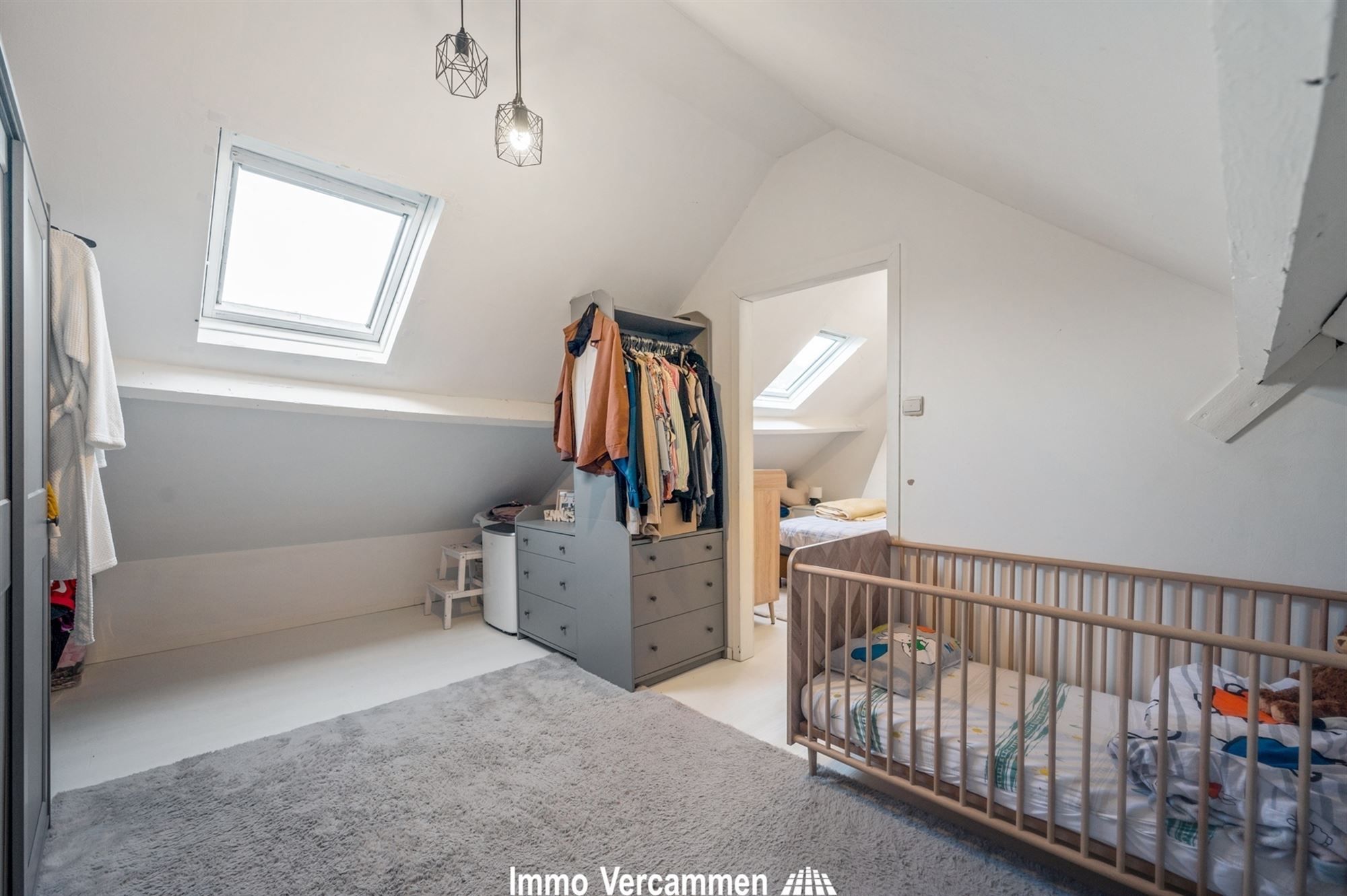 Te renoveren, charmante woning te Schriek foto 9