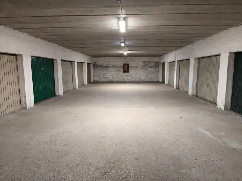 Garage te koop Ijslandplein 1 - 8670 Oostduinkerke