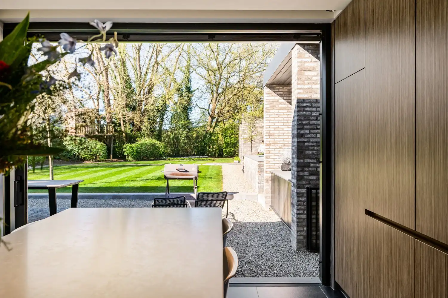 Energiezuinige villa met zwembad, wellness en praktijkruimte op een perceel van 998 m² te Putte foto 17