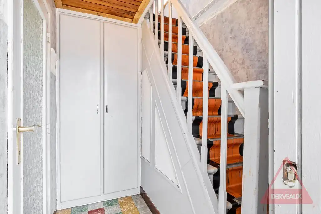 Beselare – Woning met 2 slaapkamers, garage en carport in het centrum foto 4