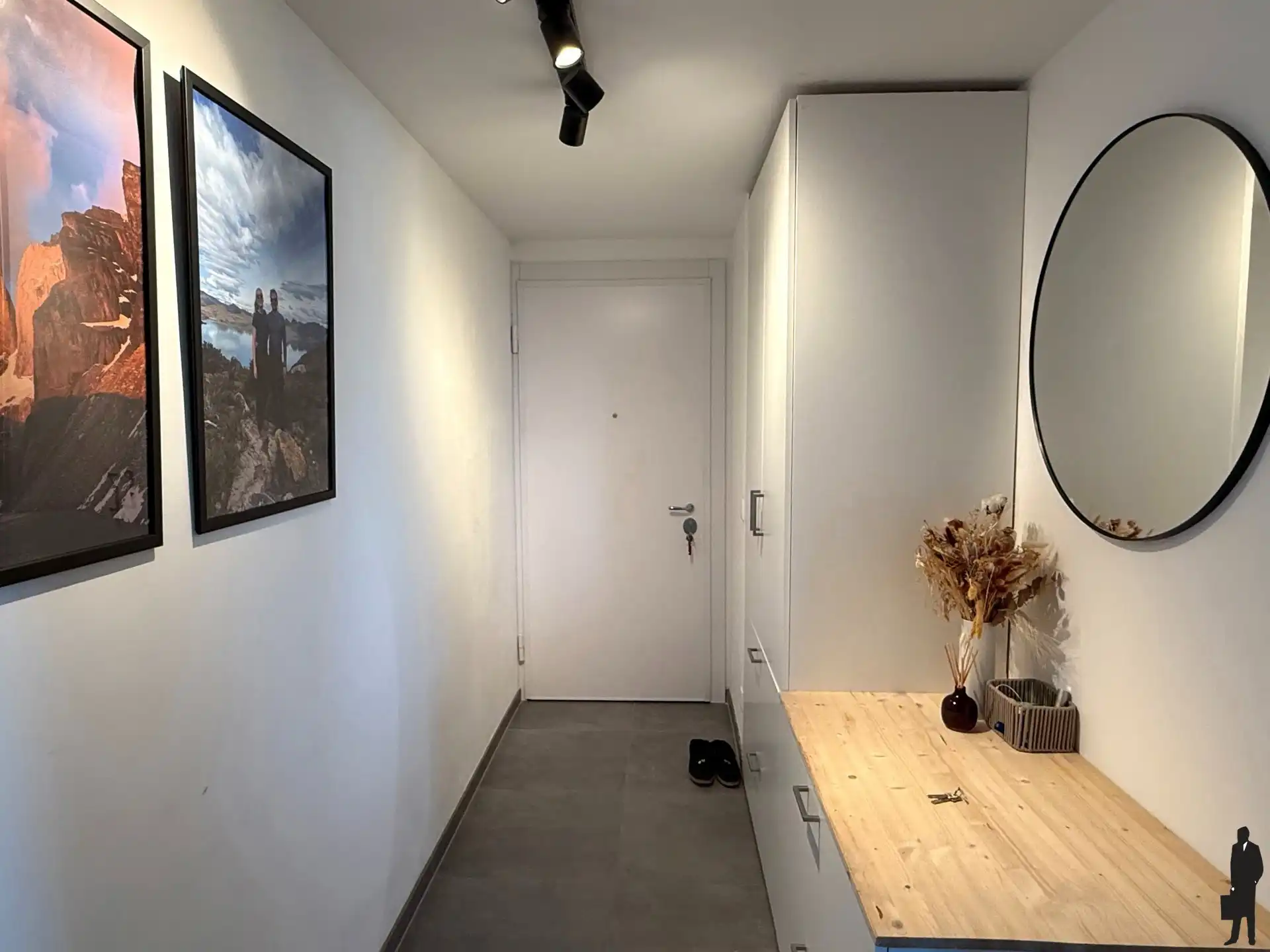 Lichtrijk 2-slaapkamerappartement met terras foto 11