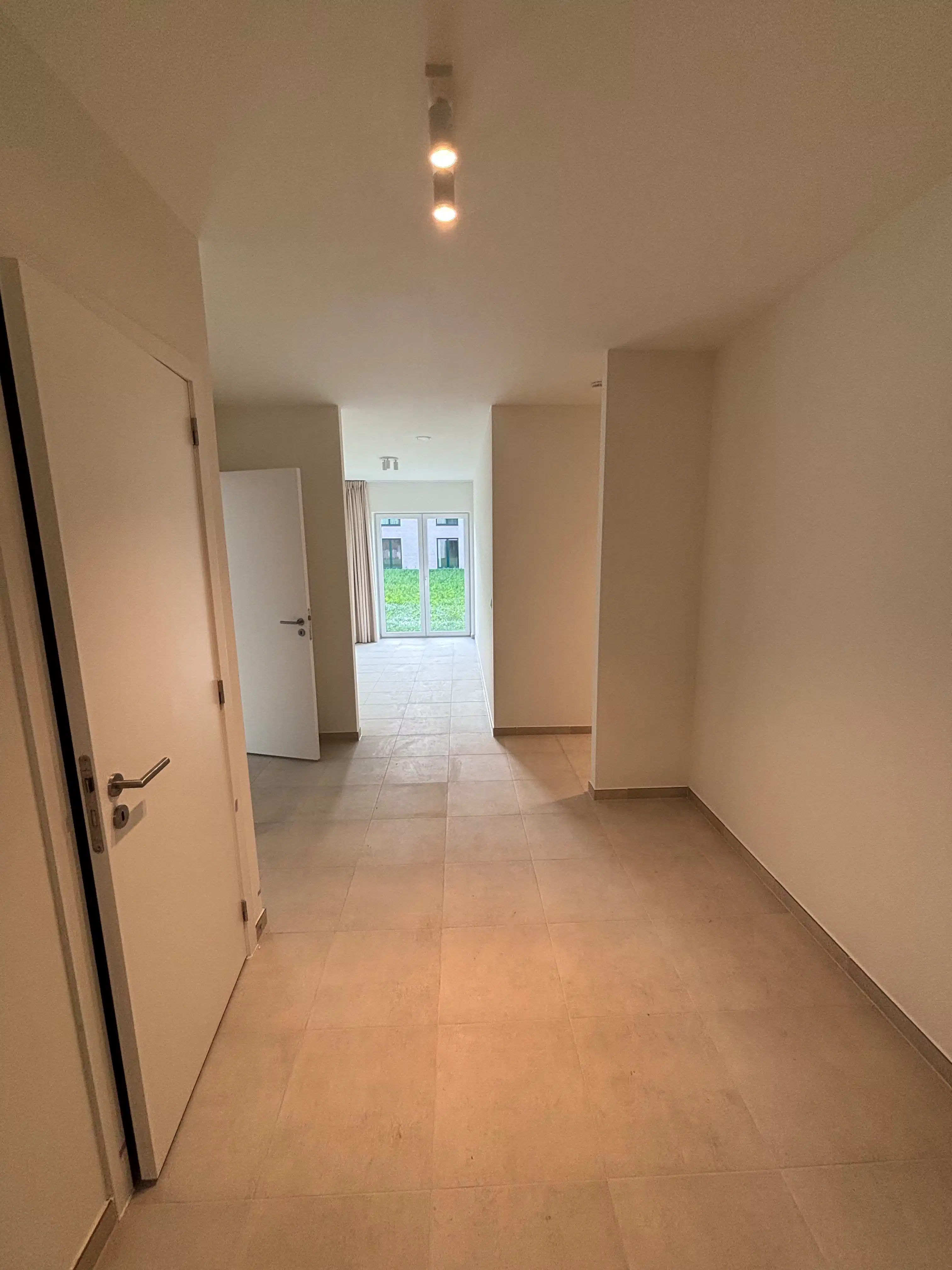 ✨ Exclusief nieuwbouw appartement,  gelijkvloers met zeer mooi terras . foto 6