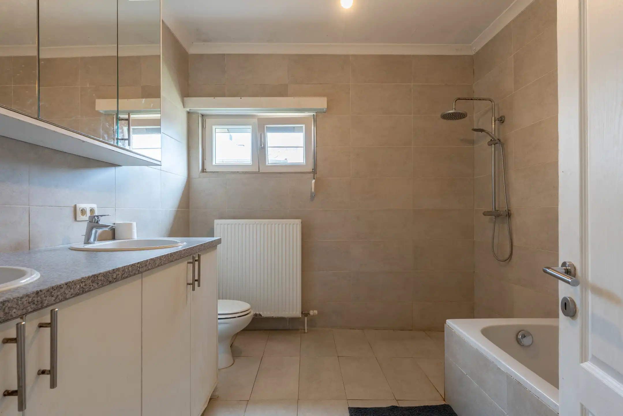 Vrijstaande woning op ruim perceel van 1.410 m² in Turnhout foto 8