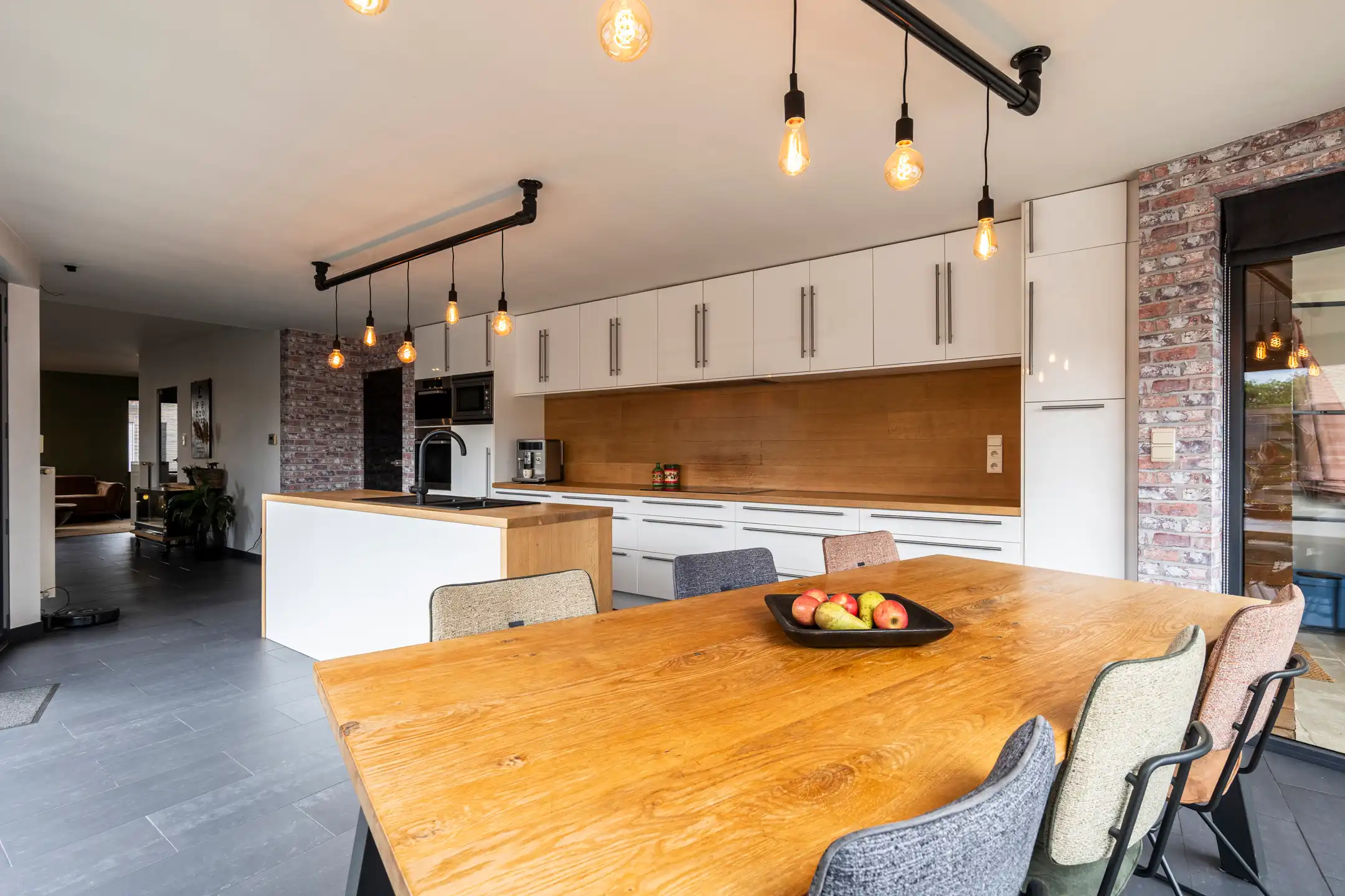 Instapklare woning met 3 slaapkamers op 743m² te Gierle foto 4