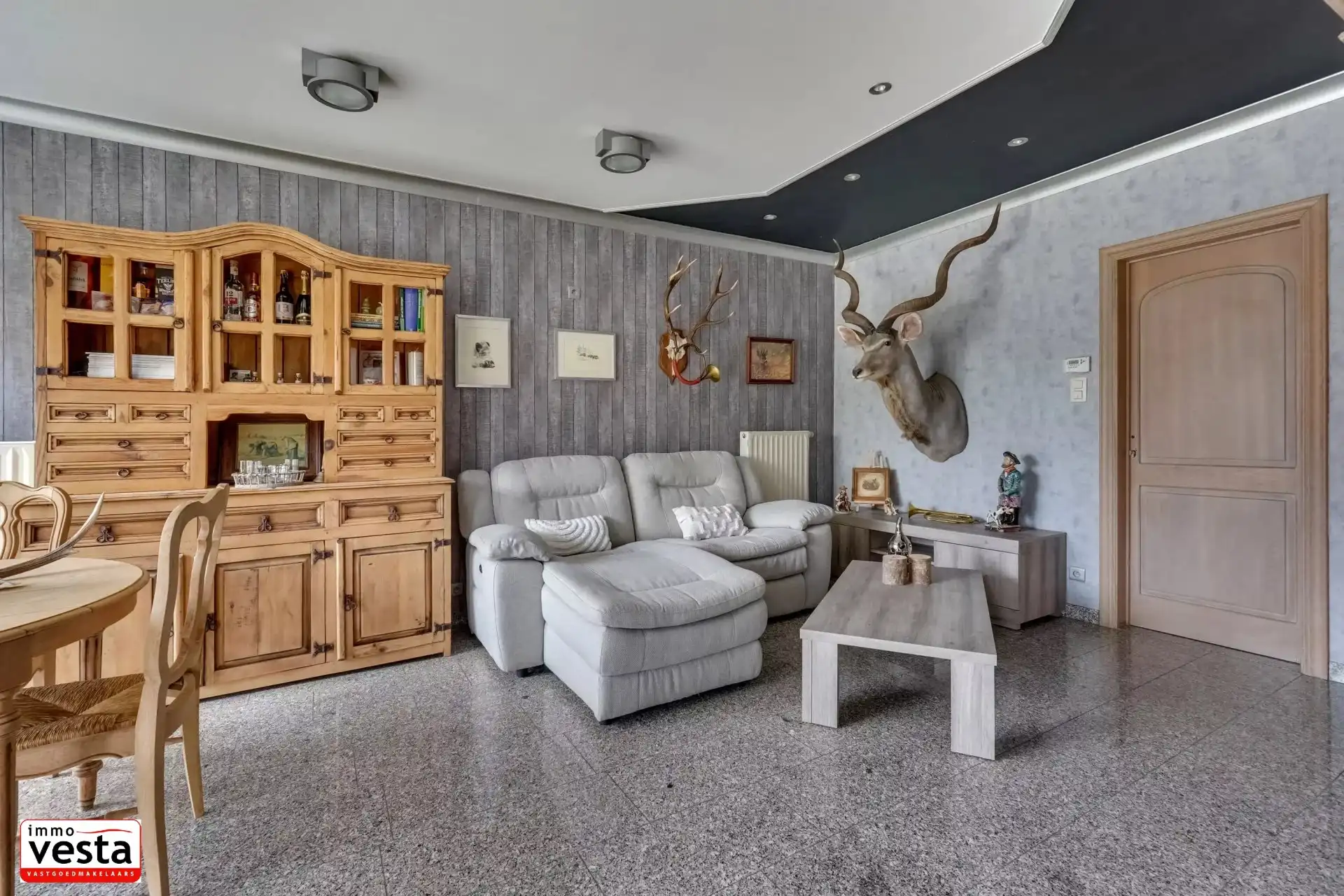 Ruime villa op een goede locatie foto 19