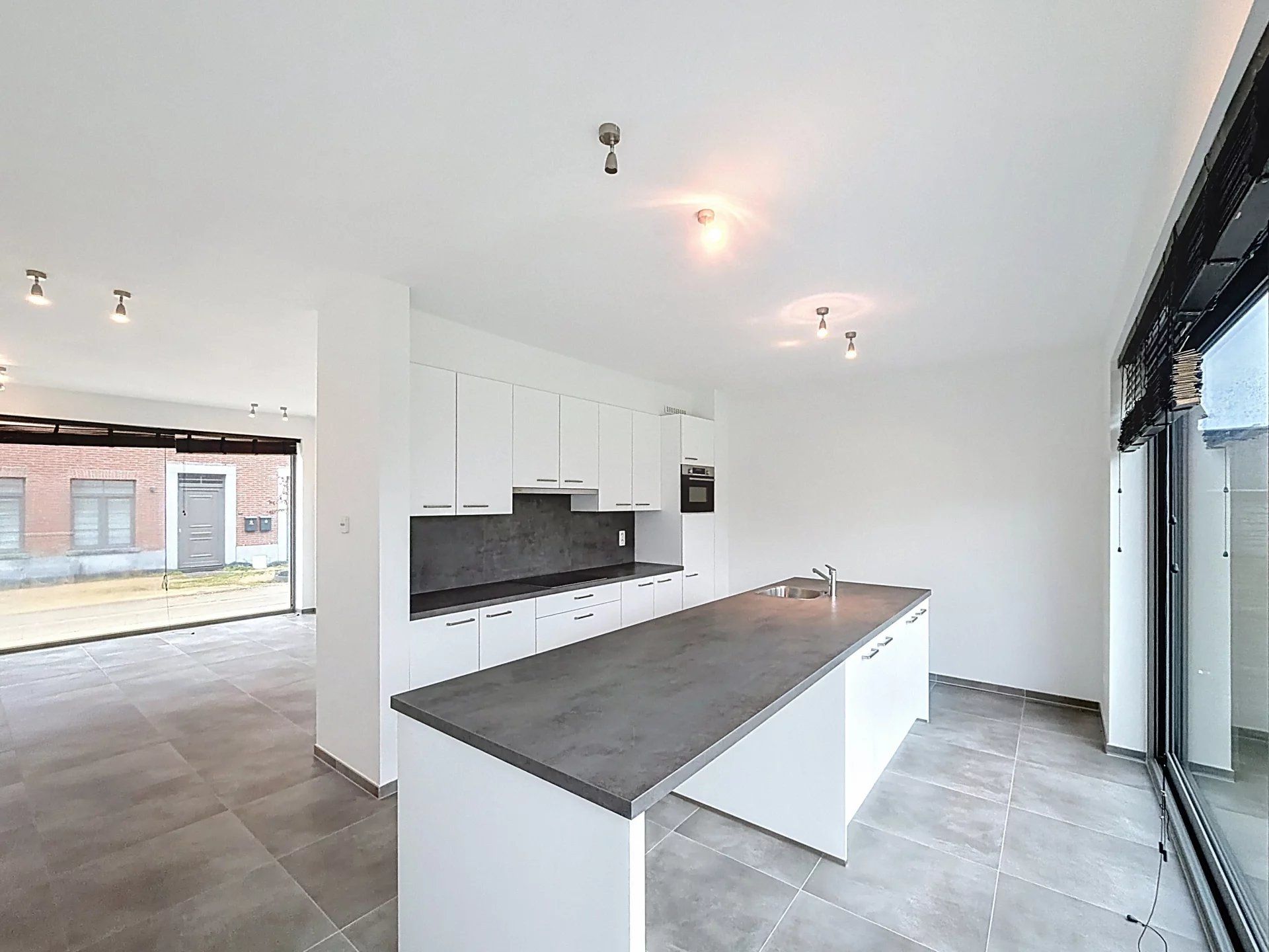 Energiezuinige woning met 3 slaapkamers en tuin. foto 6