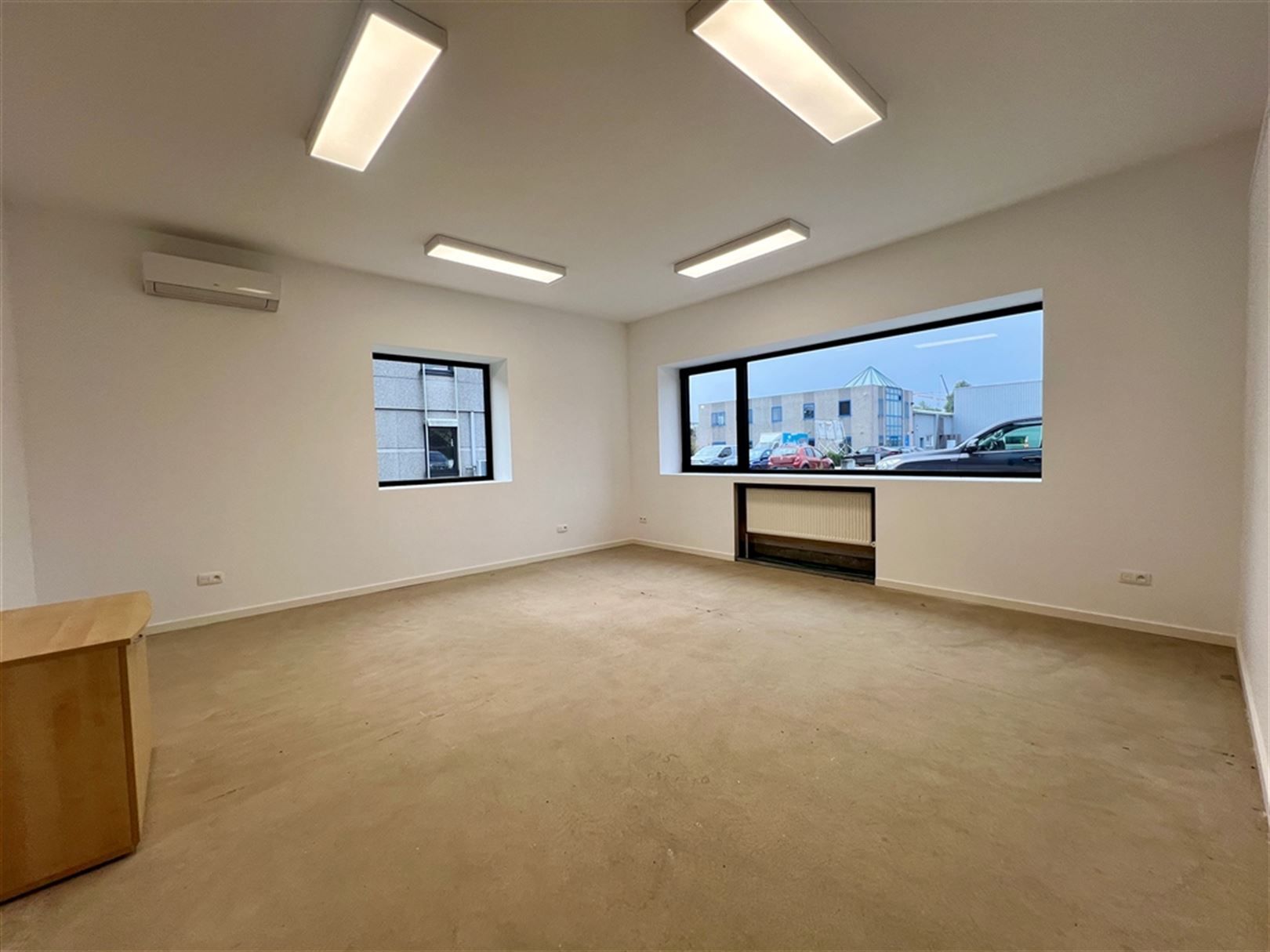 Nieuwbouw magazijn met kantoren in Lokeren foto 13