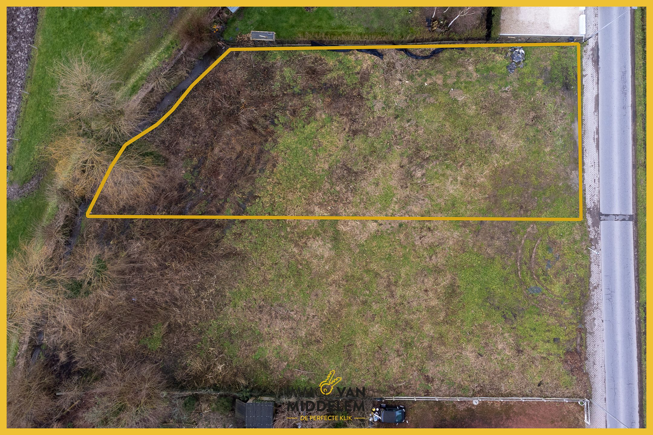 MOOIE RUSTIG GELEGEN BOUWGROND VOOR VILLA MET OPEN ZICHT foto 3