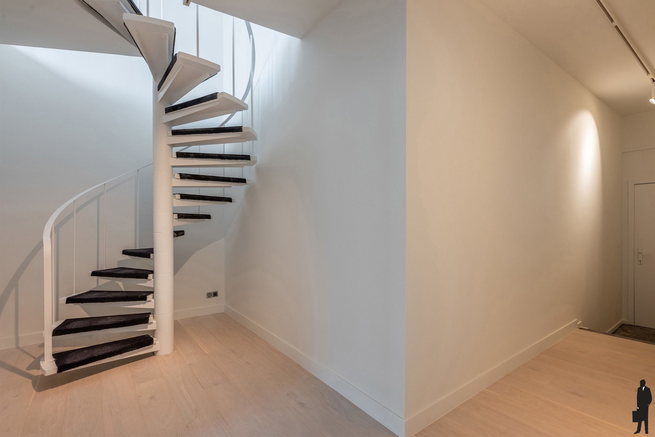 Gerenoveerd appartement 148m² met  groot zonneterras  foto 11