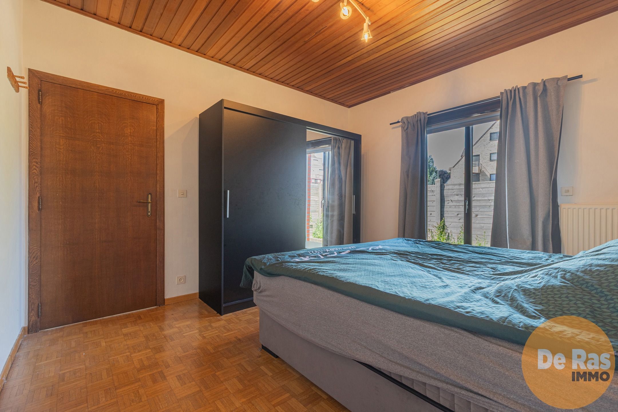 NIEUWERKERKEN- Bungalow met 4 slaapkamers en loods van 150m² foto 14