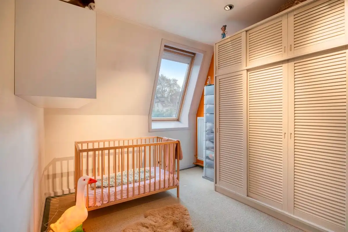 Aantrekkelijk burgerhuis met zonnige tuin en voormalig atelier foto 15