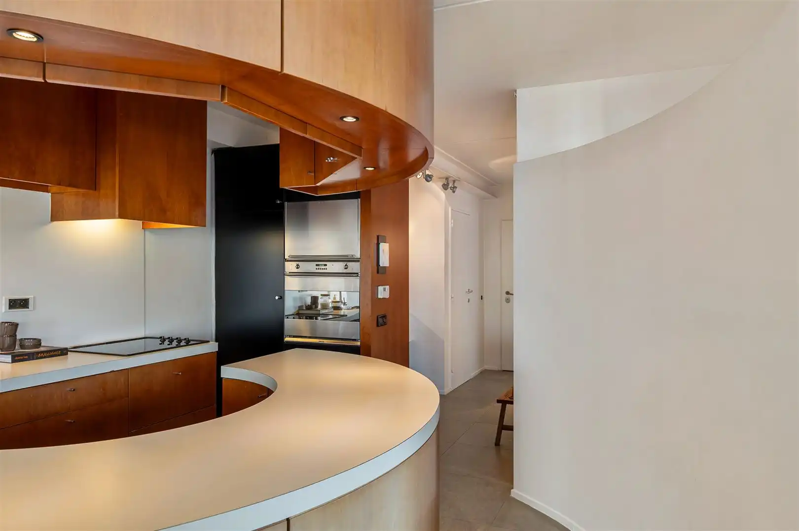 Architecturaal hoekappartement met uitzicht over het Zuidpark foto 10