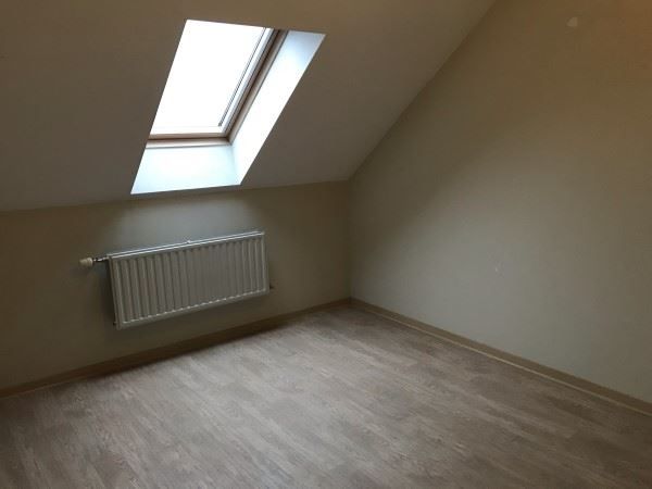 Gezellige halfopen woning met 3 slaapkamers, veranda en carport in Paal foto 7