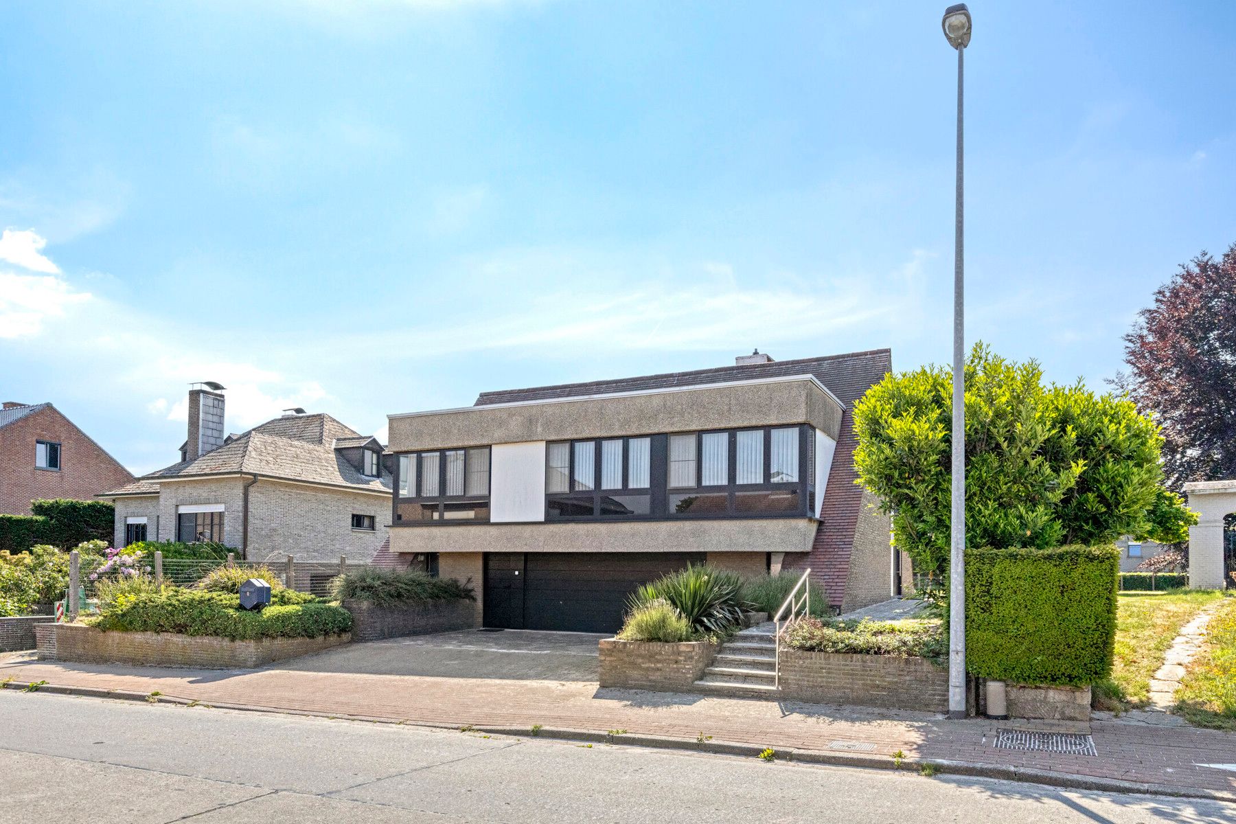 Architecturale parel met 3slaapkamers en garage op 14a 42ca! foto 23