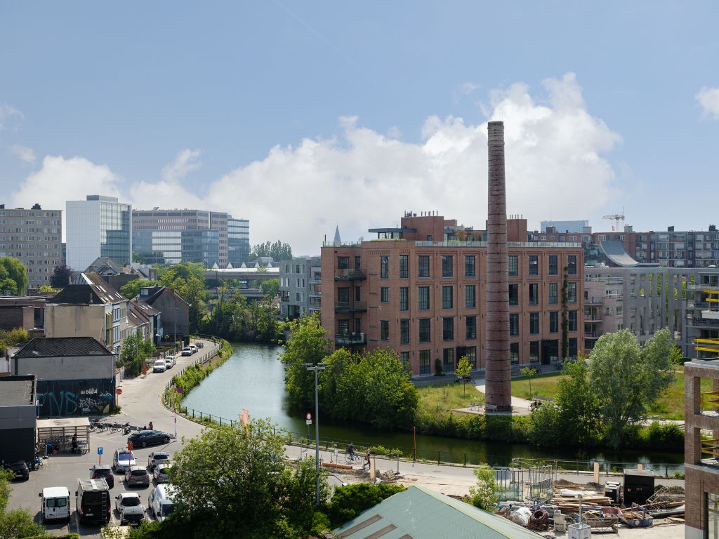 lichtrijk 2 slaapkamer appartement met uitstekende bereikbaarheid foto 16