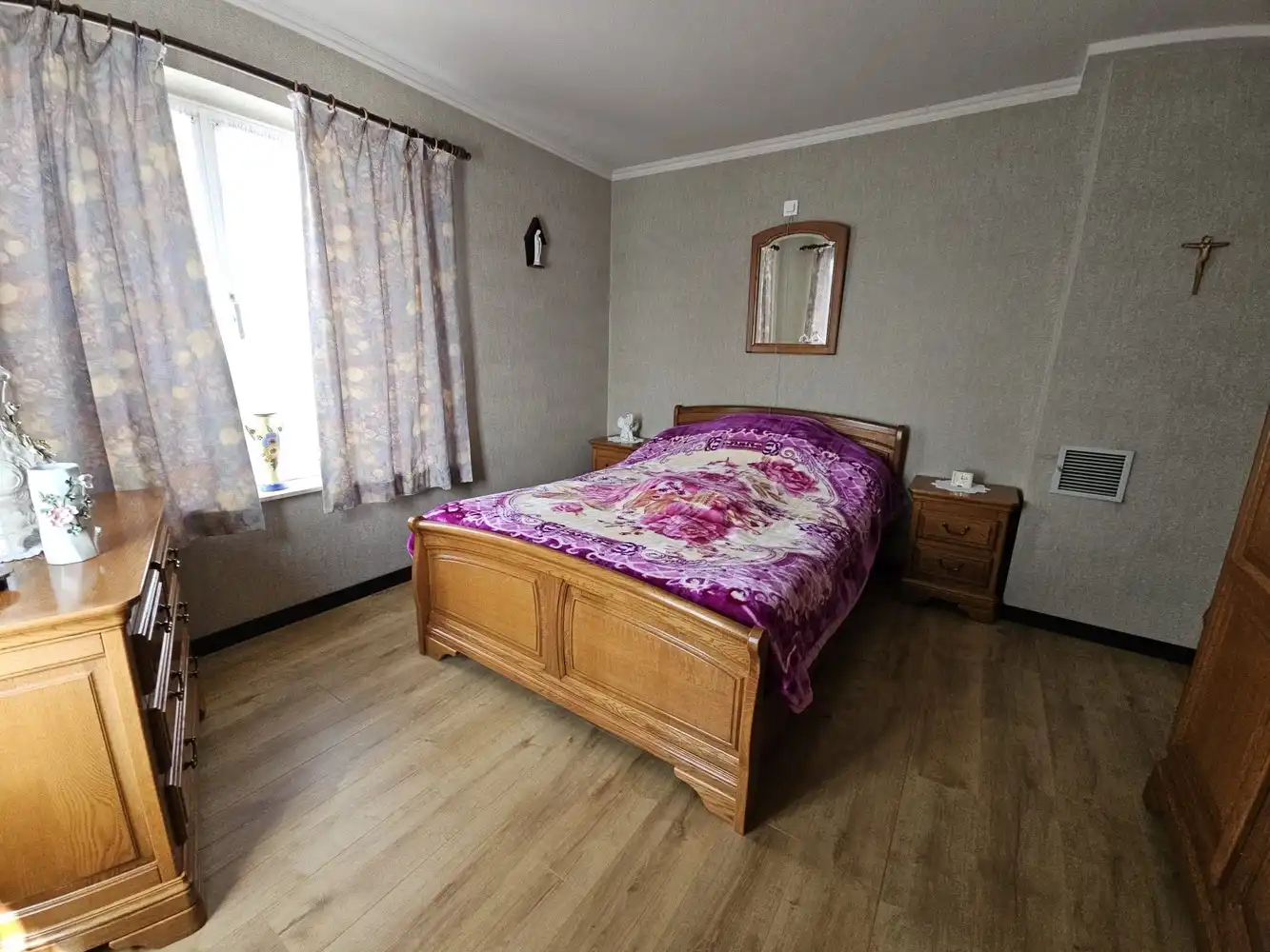 Woning met 4 slaapkamers en garage foto 20