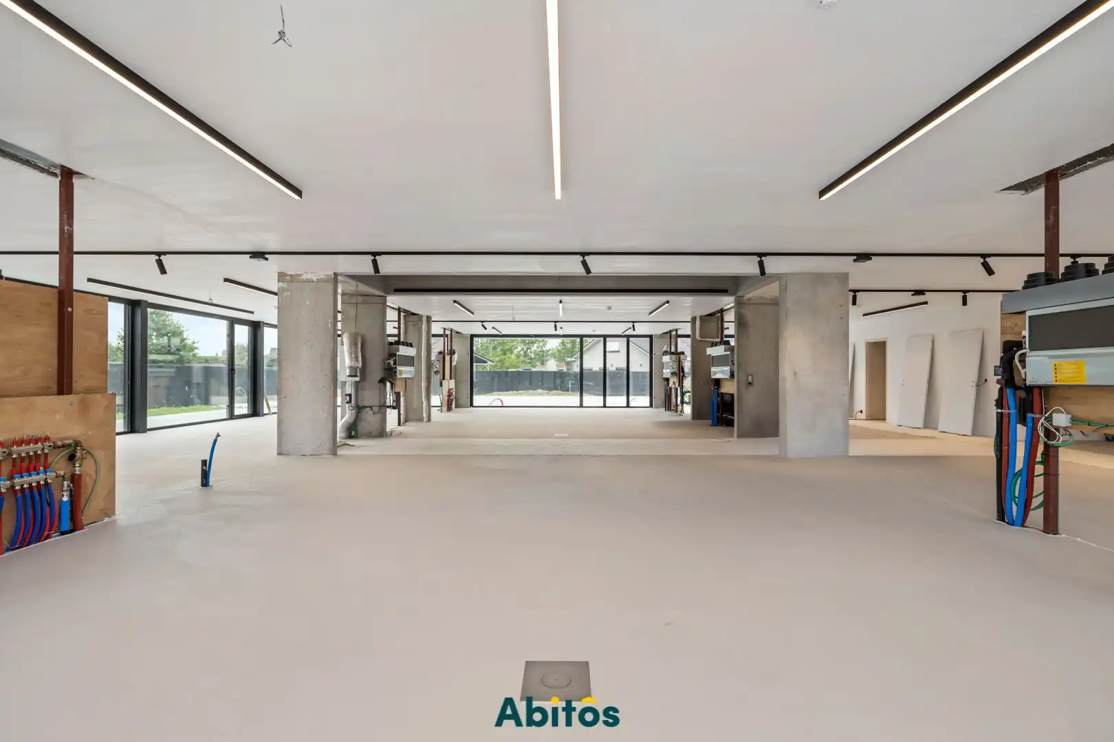 Commerciële ruimte met uitstekende visibiliteit en bereikbaarheid foto 18