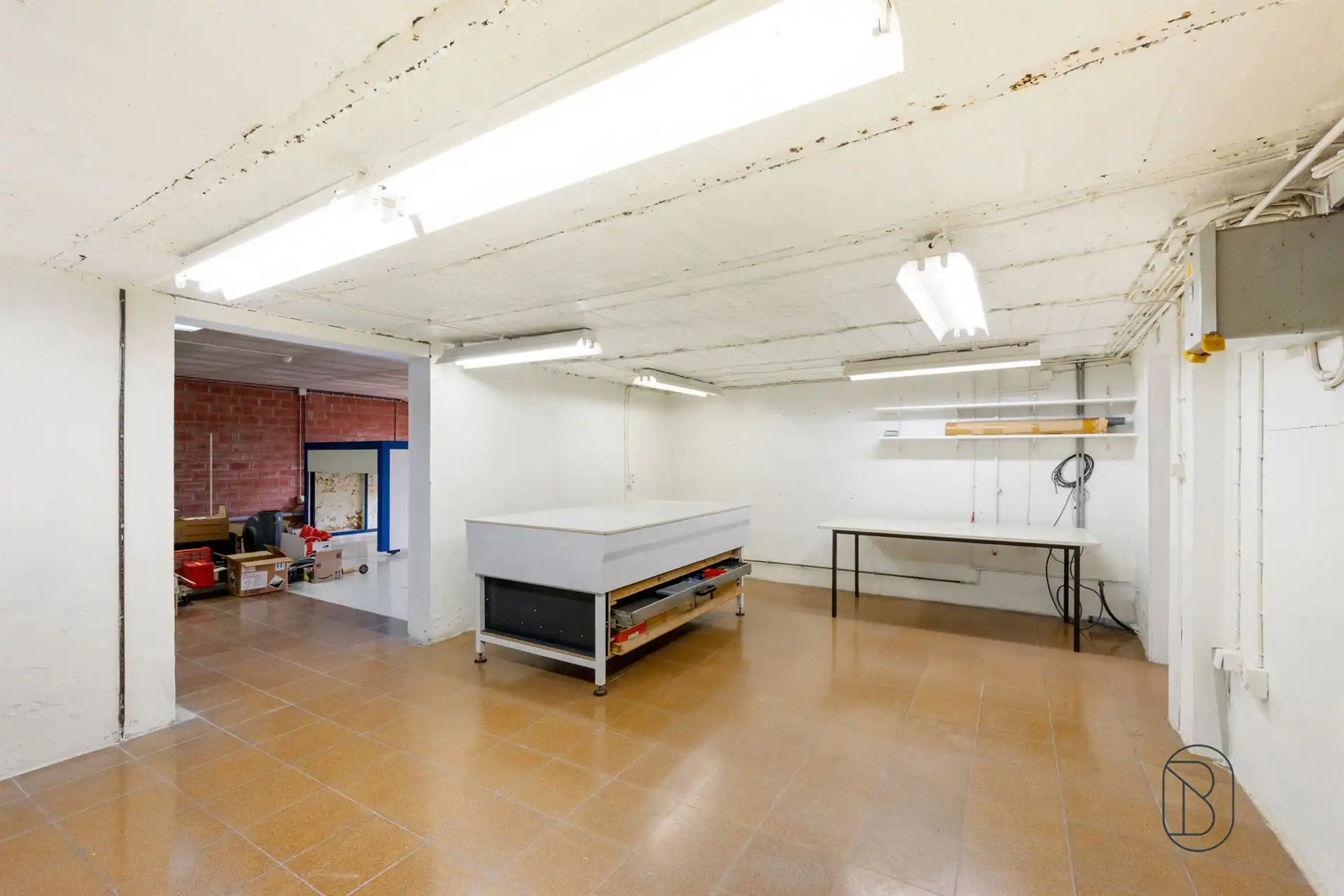 Gemengd gebouw, ideaal voor een zelfstandige/investeerder! foto 10