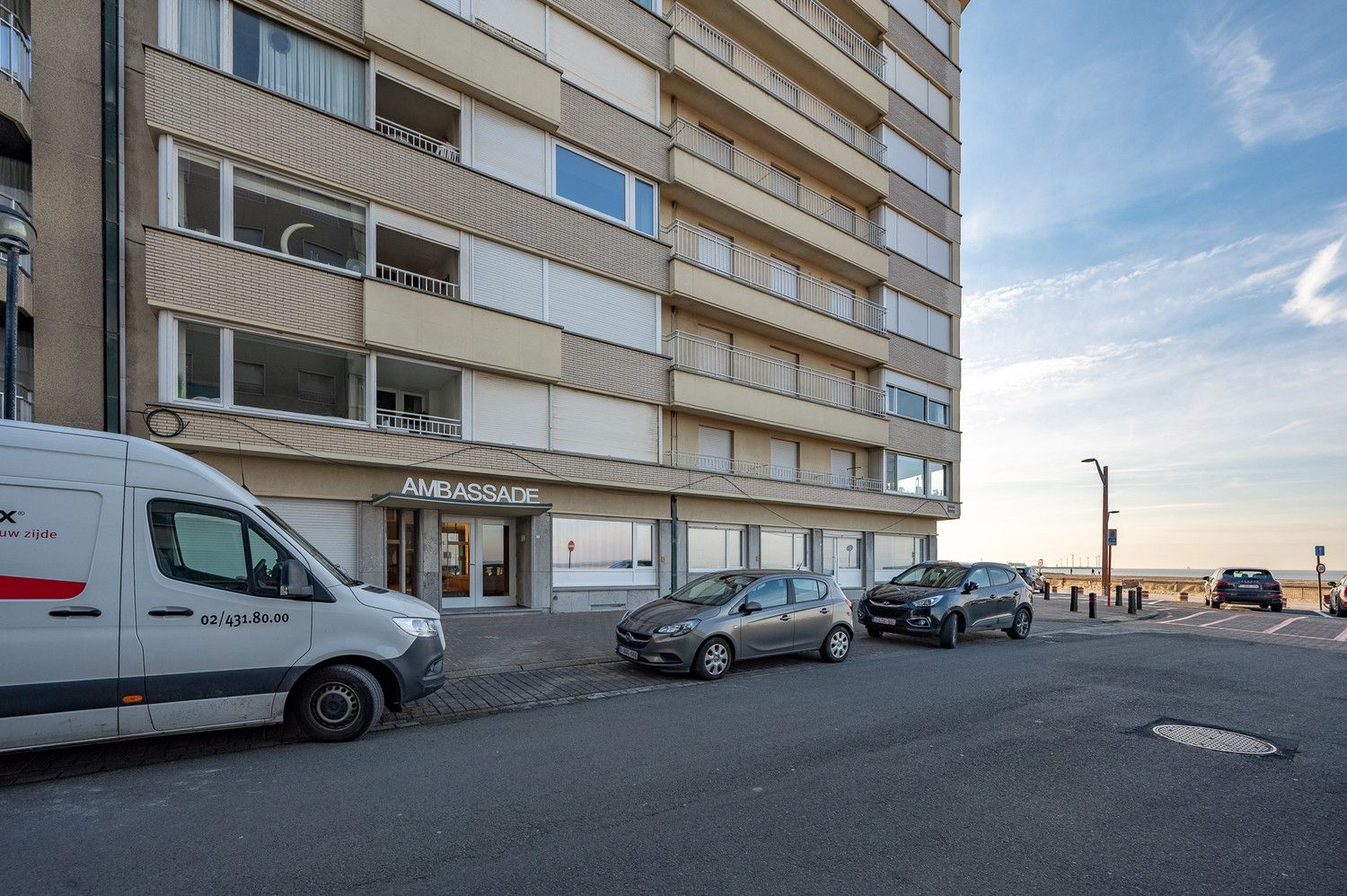 Instapklaar 1-kamer appartement met zijdelings zeezicht ter hoogte van het Albertstrand foto 13